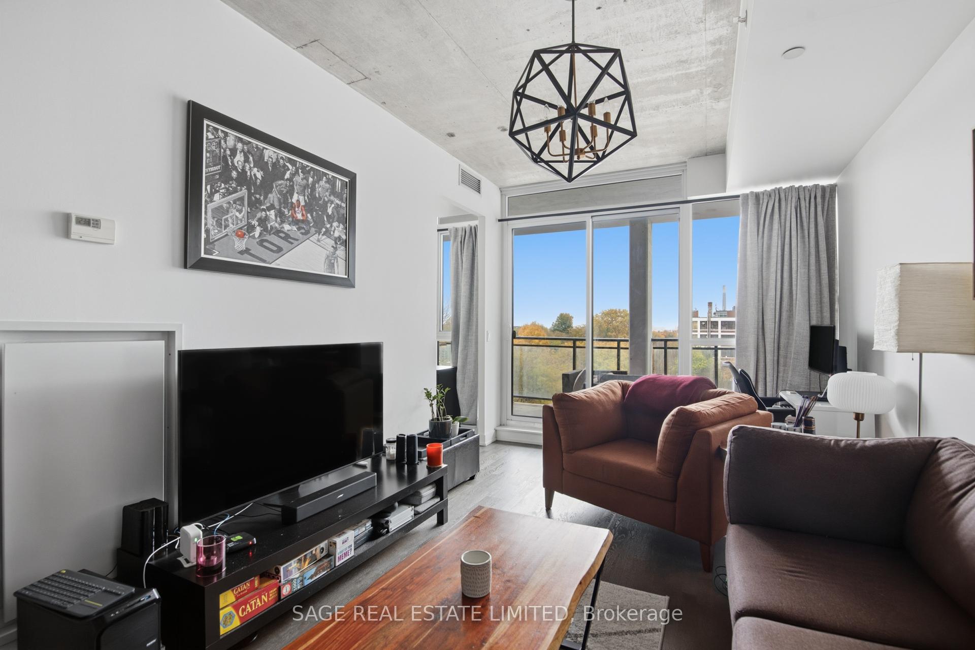 Photo 8 of Unit 609, 1238 Dundas Street E, Toronto, South Riverdale — HOMEH