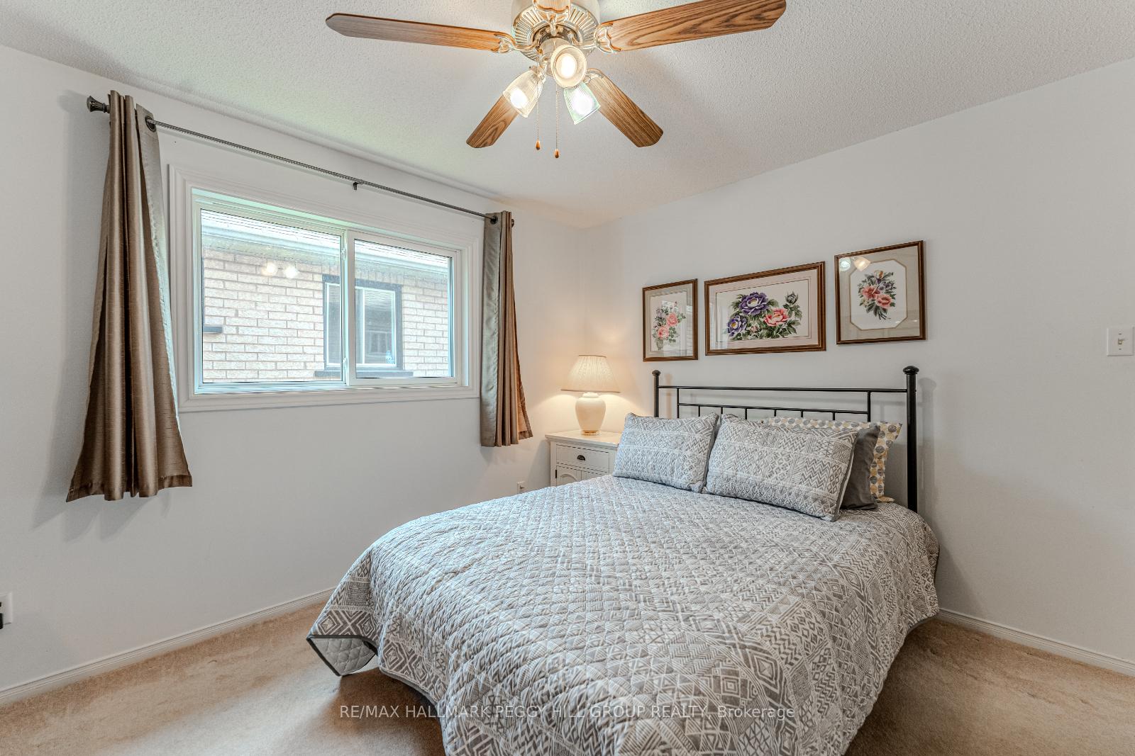 Photo 10 of 24 Nicholson Drive, Barrie, Ardagh — HOMEH