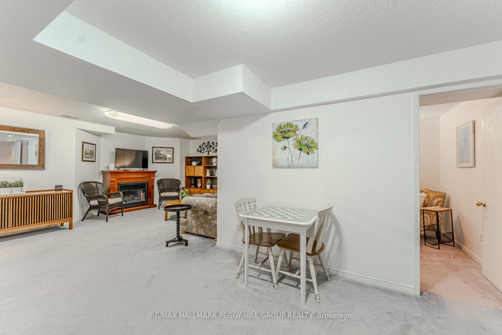 Photo 17 of 24 Nicholson Drive, Barrie, Ardagh — HOMEH