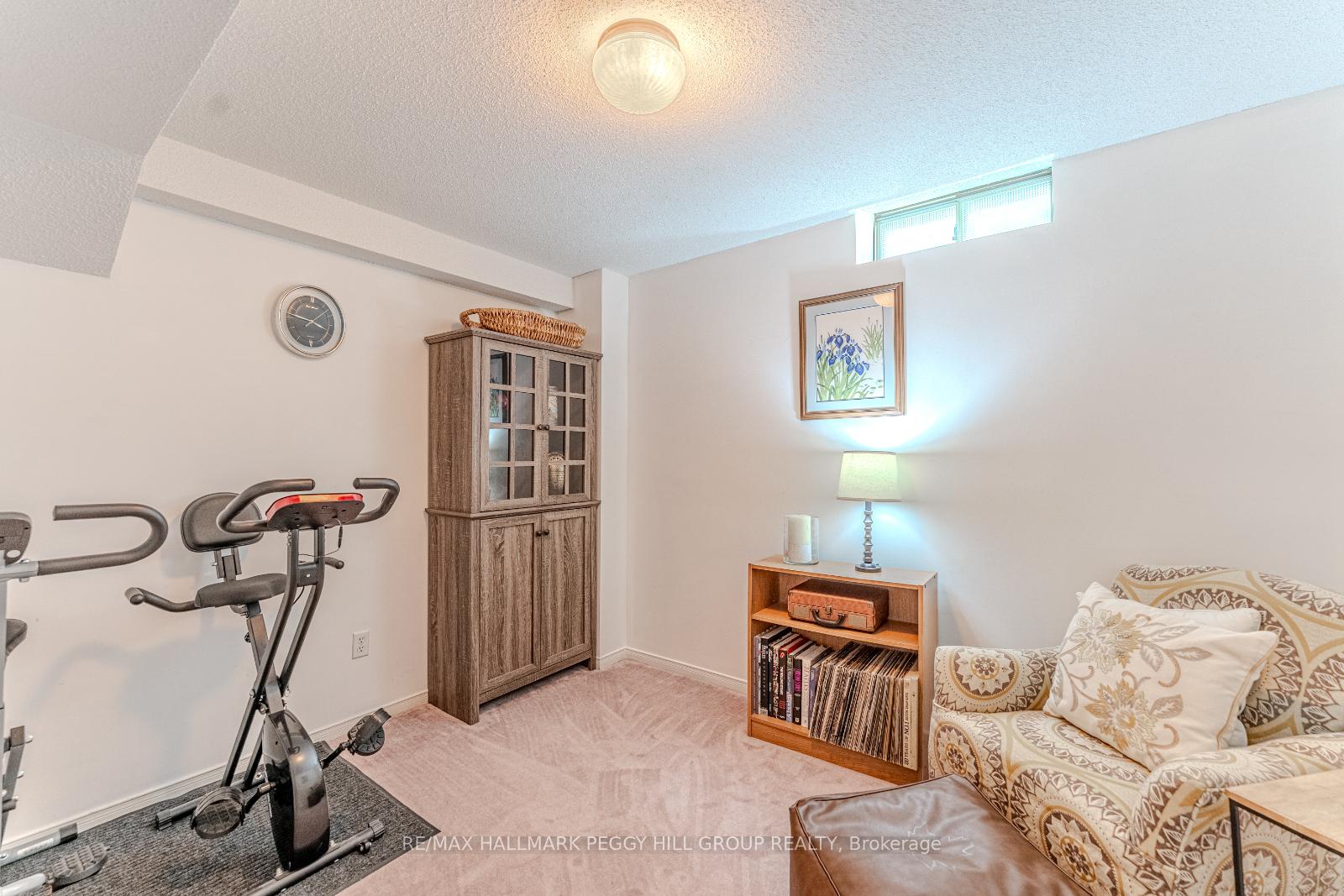 Photo 19 of 24 Nicholson Drive, Barrie, Ardagh — HOMEH