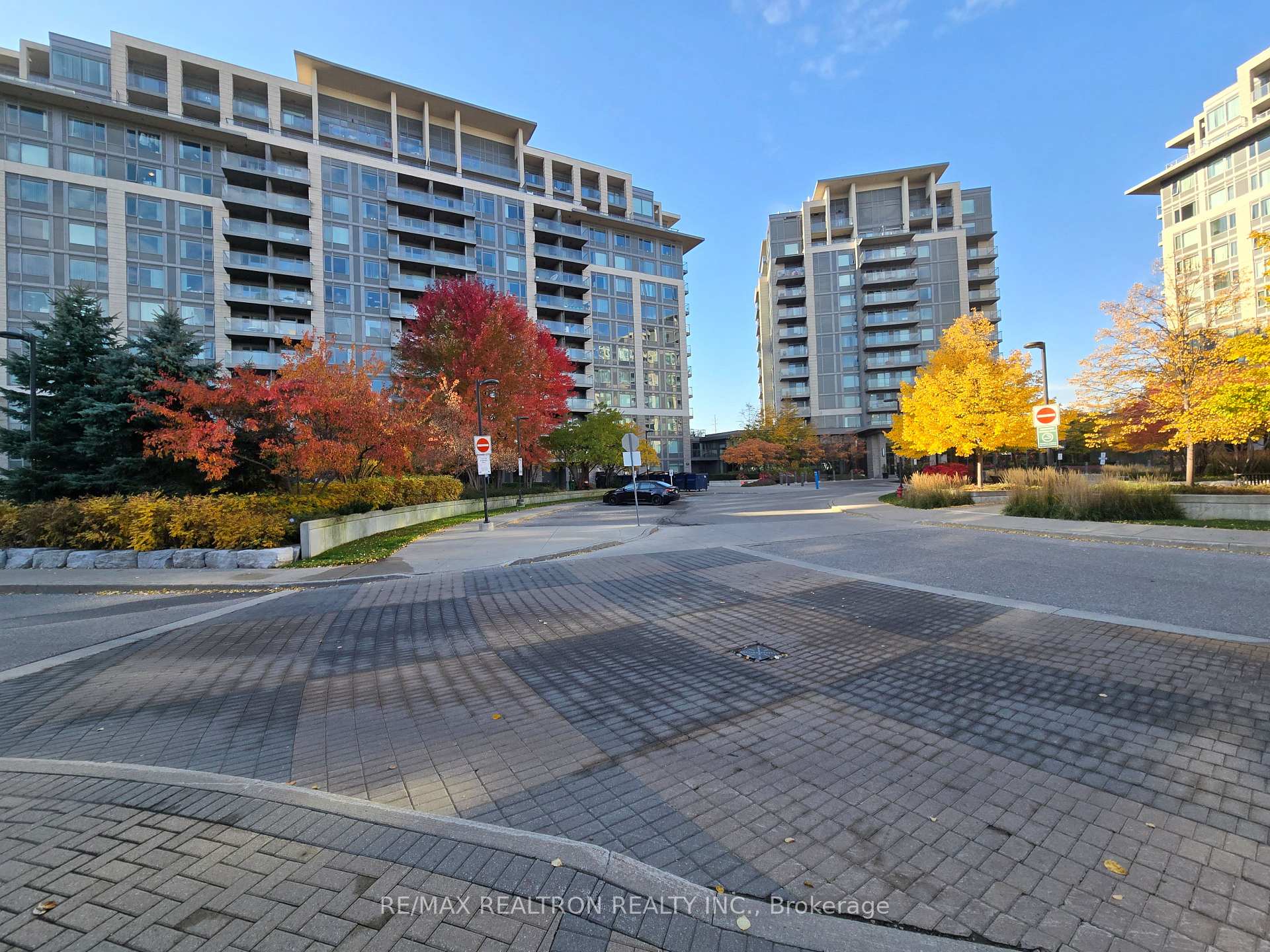 Photo 1 of Unit 712, 325 South Park Road, Markham, Commerce Valley — HOMEH
