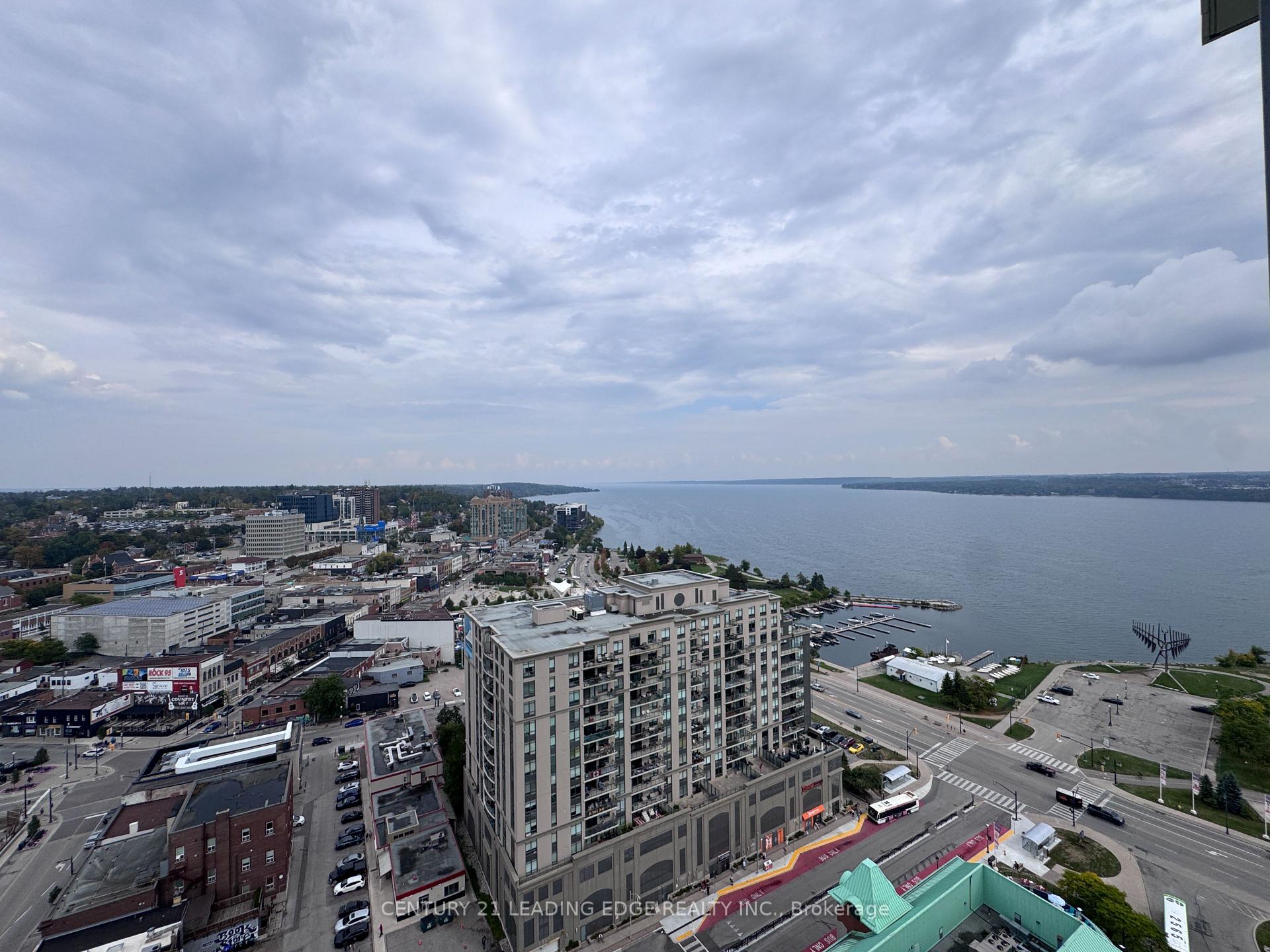 Photo 1 of Unit 2107, 39 Mary Street, Barrie, City Centre — HOMEH