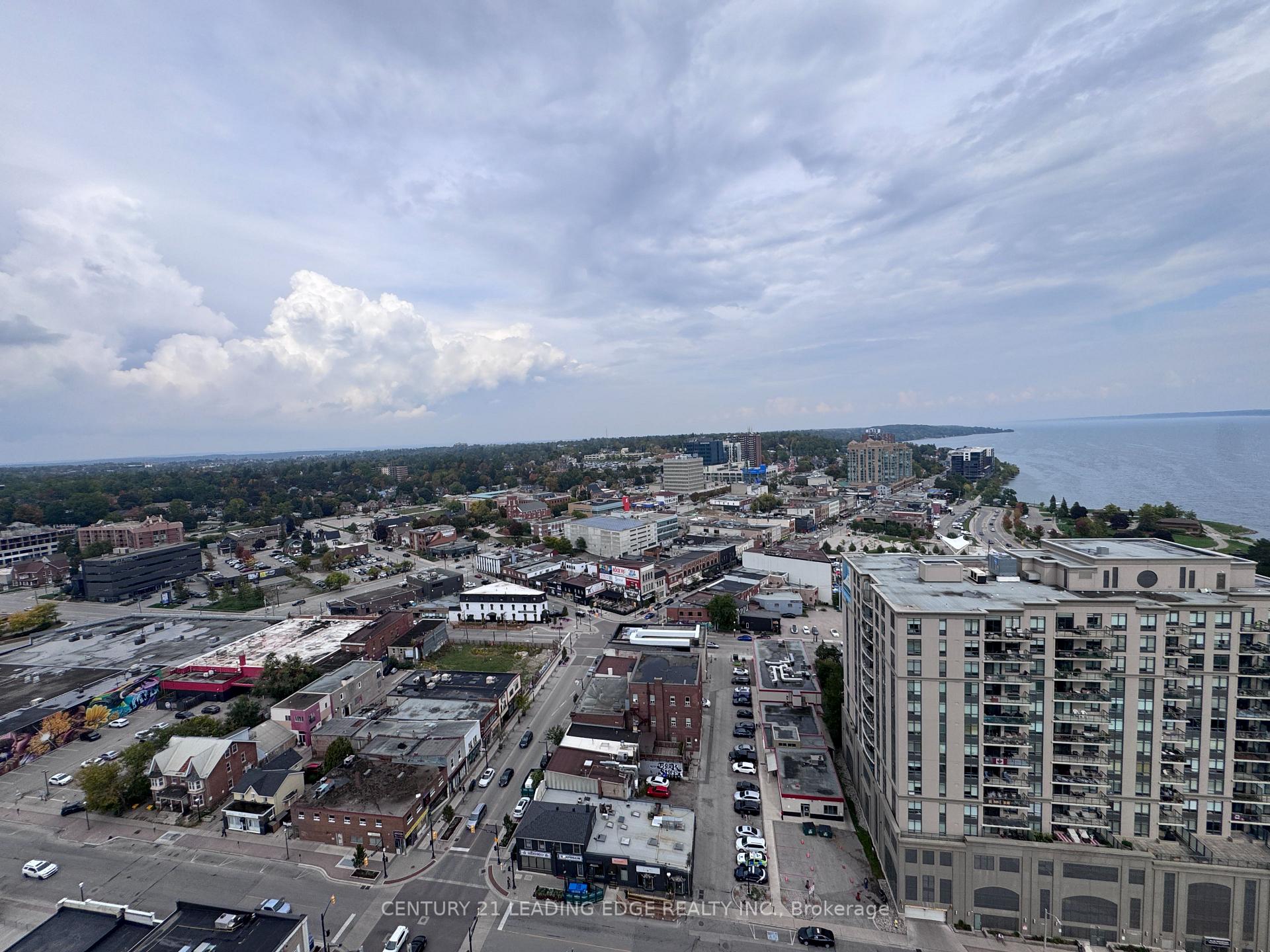 Photo 2 of Unit 2107, 39 Mary Street, Barrie, City Centre — HOMEH
