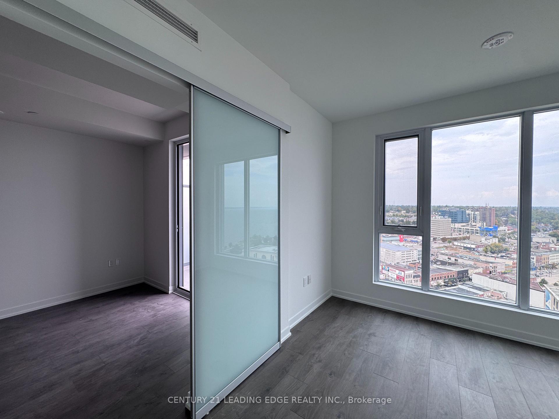 Photo 11 of Unit 2107, 39 Mary Street, Barrie, City Centre — HOMEH