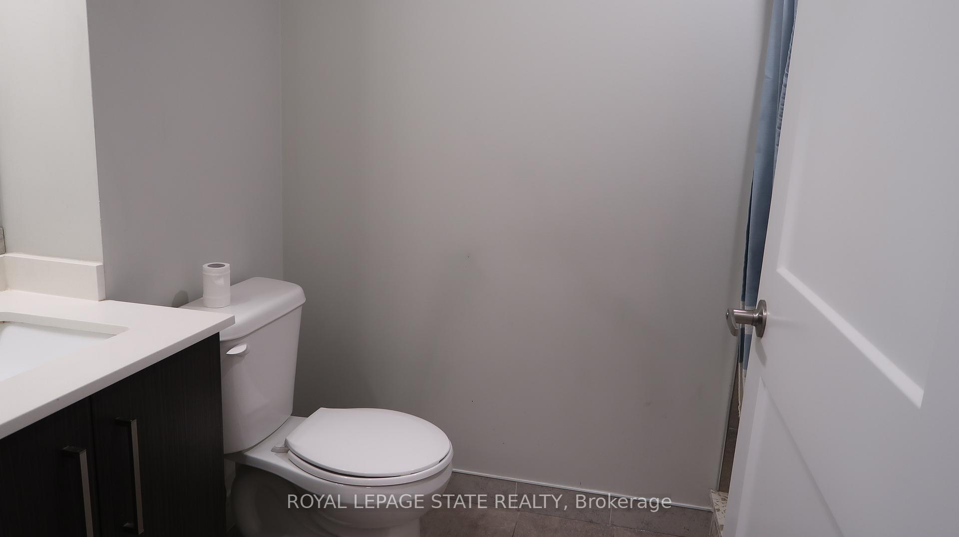 Photo 4 of Unit 503, 15 Queen Street S, Hamilton, Durand — HOMEH