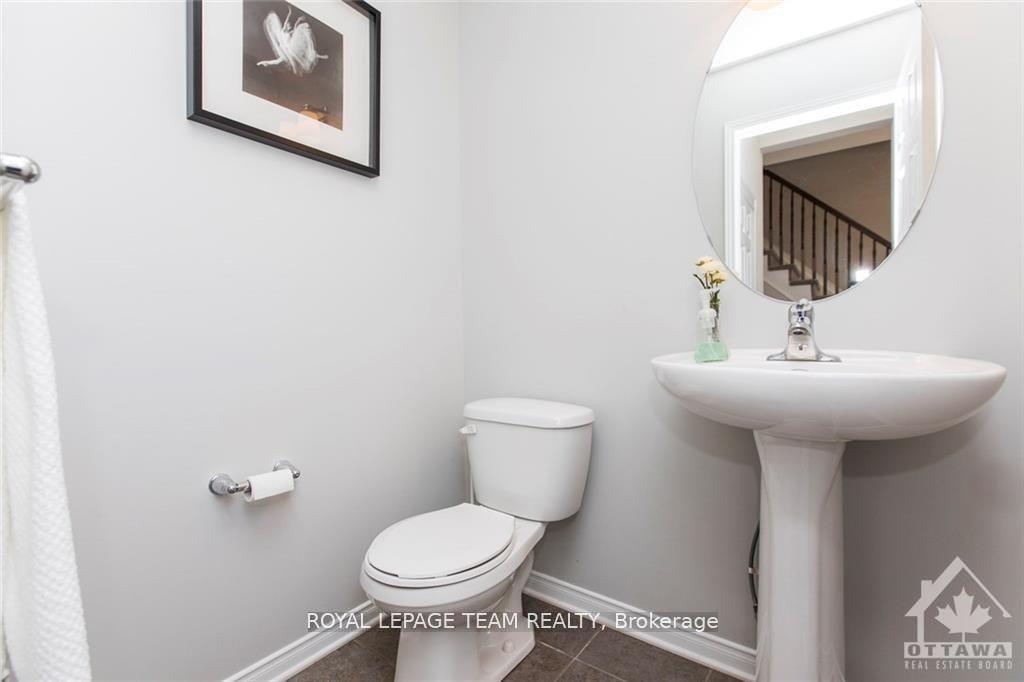 Photo 8 of 114 Laramie Crescent, Ottawa, Barrhaven - Stonebridge — HOMEH