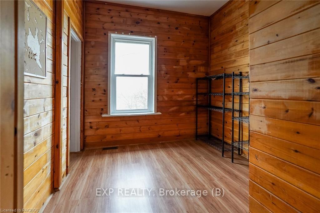 Photo 24 of 681456 Sideroad 6, Chatsworth — HOMEH