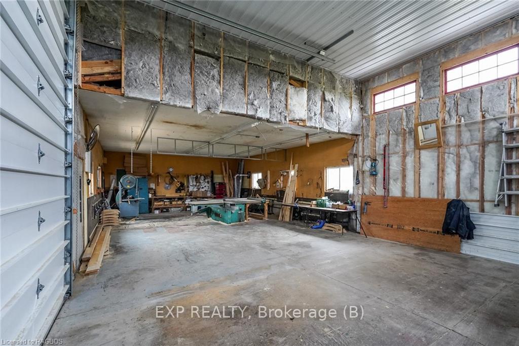 Photo 33 of 681456 Sideroad 6, Chatsworth — HOMEH
