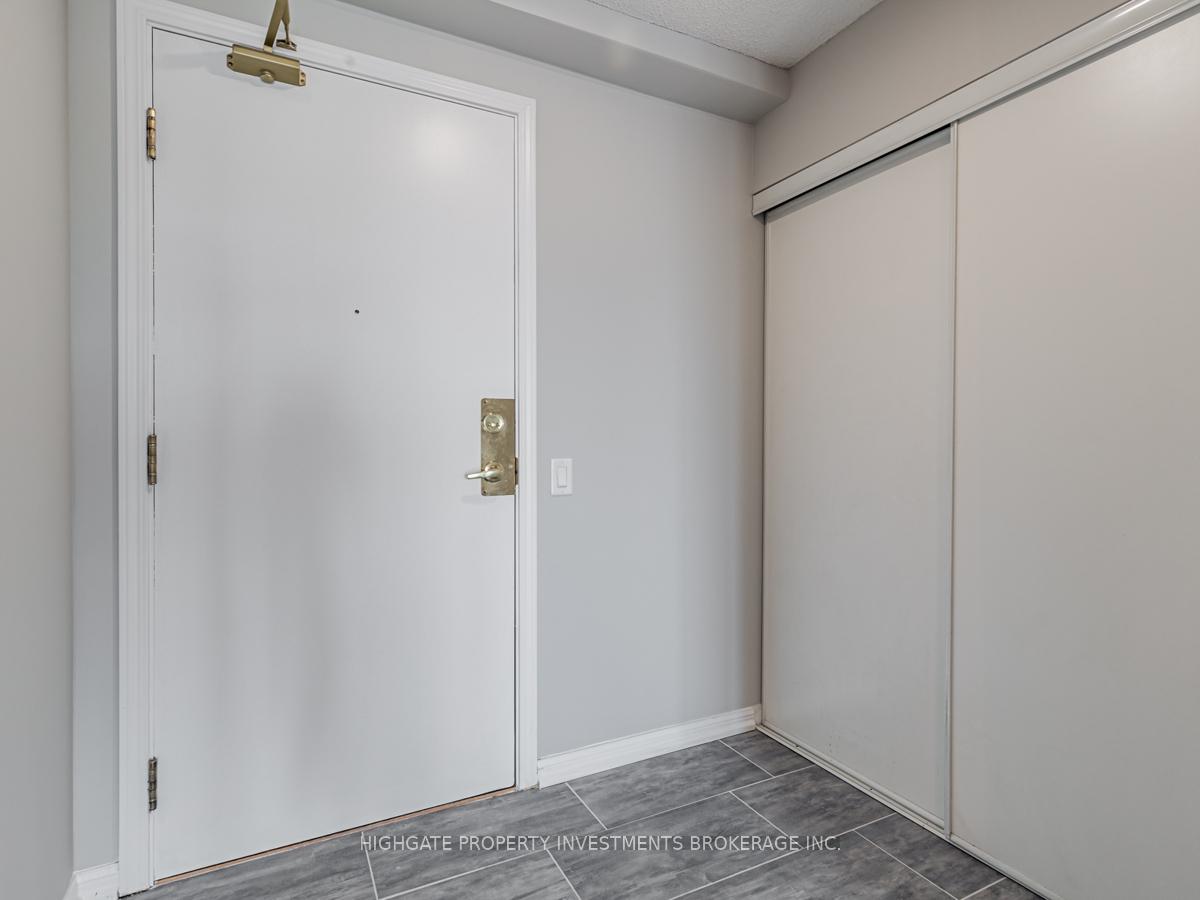 Photo 2 of Unit 645, 650 Lawrence Avenue W, Toronto, Englemount-Lawrence — HOMEH