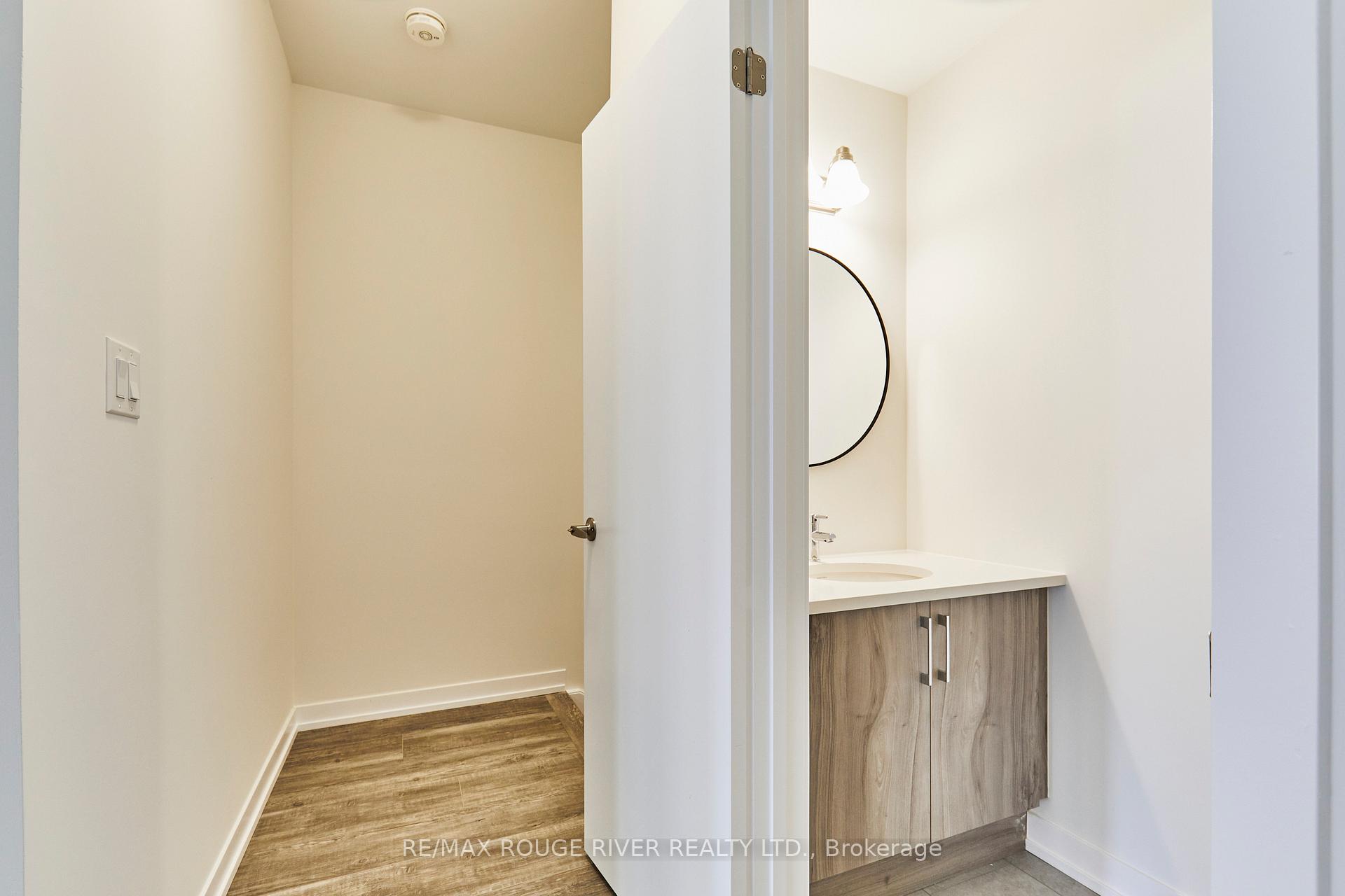 Photo 6 of 94 Ziibi Way, Clarington, Newcastle — HOMEH
