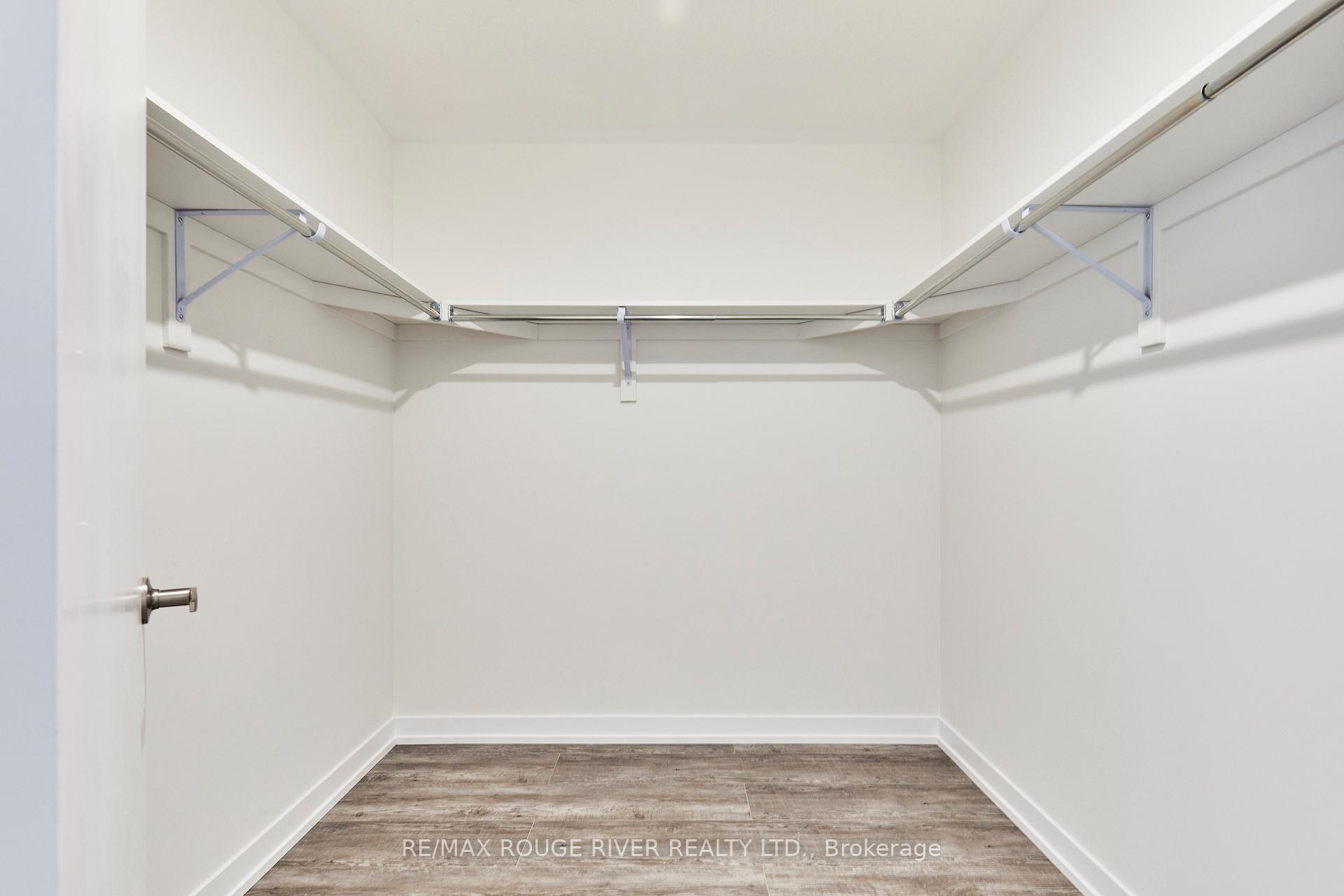 Photo 12 of 94 Ziibi Way, Clarington, Newcastle — HOMEH