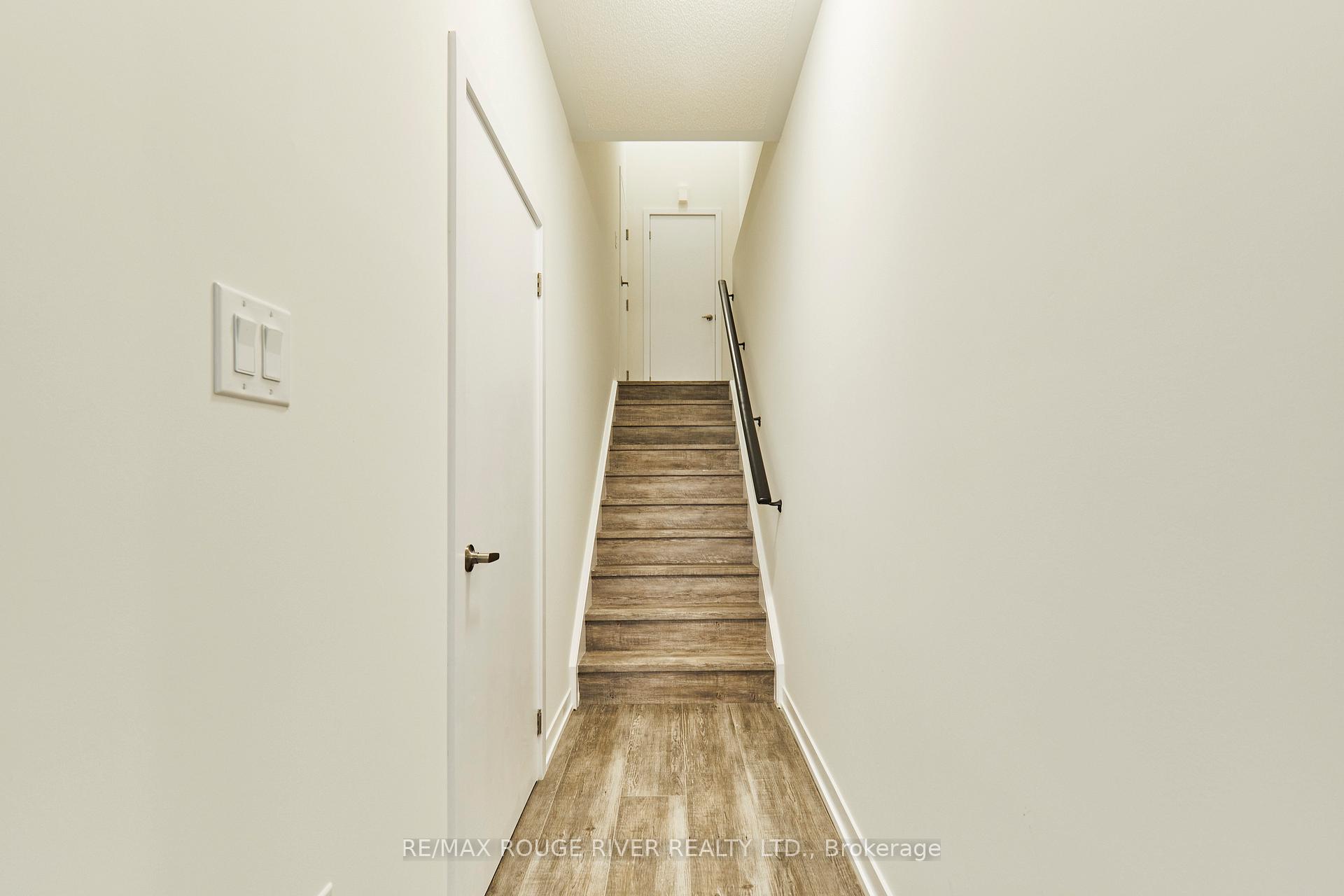 Photo 16 of 94 Ziibi Way, Clarington, Newcastle — HOMEH