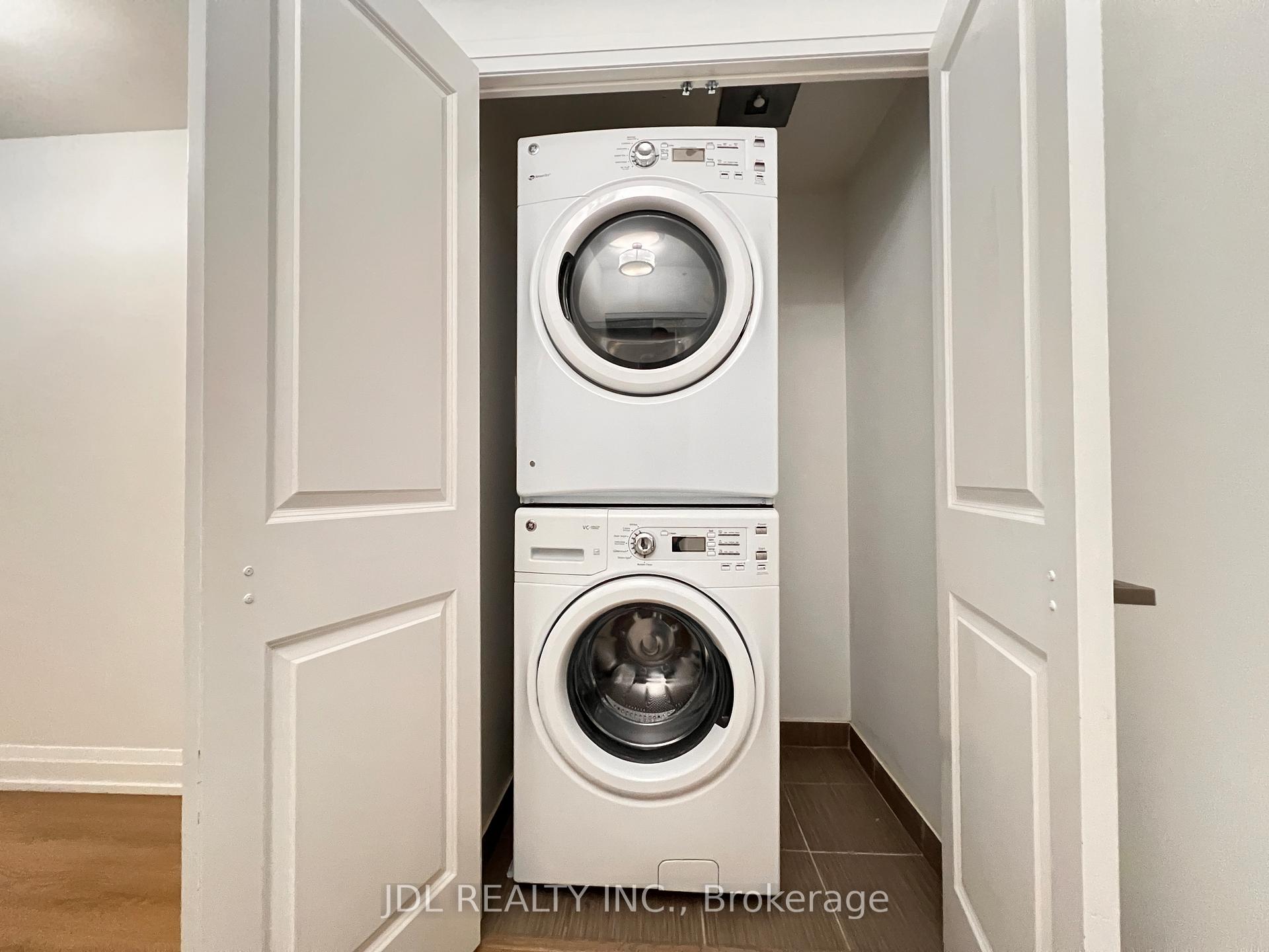 Photo 15 of Unit 1031, 7161 Yonge Street, Markham, Thornhill — HOMEH