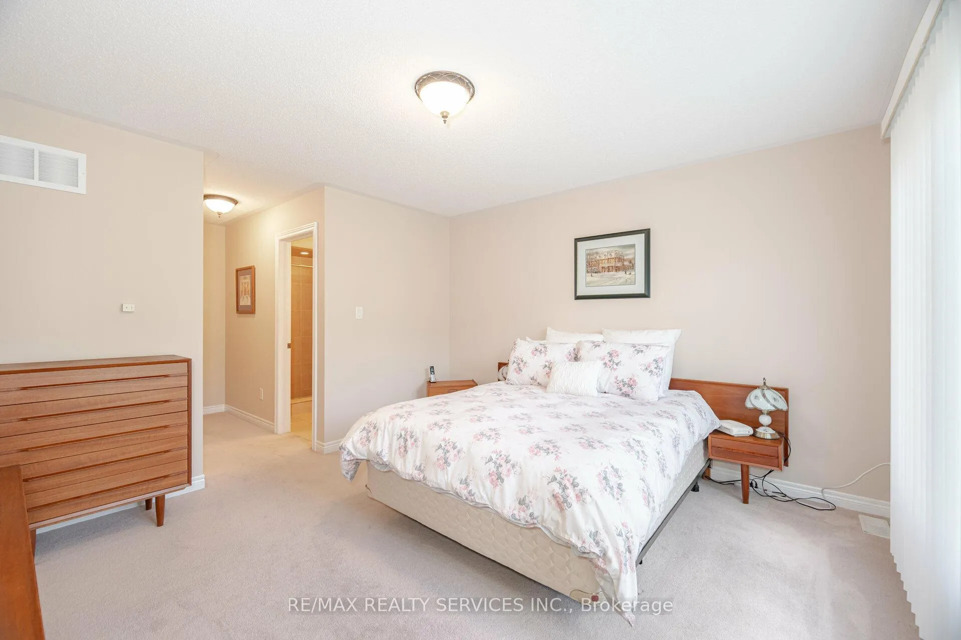 Photo 16 of 17 Lacorra Way, Brampton, Sandringham-Wellington — HOMEH