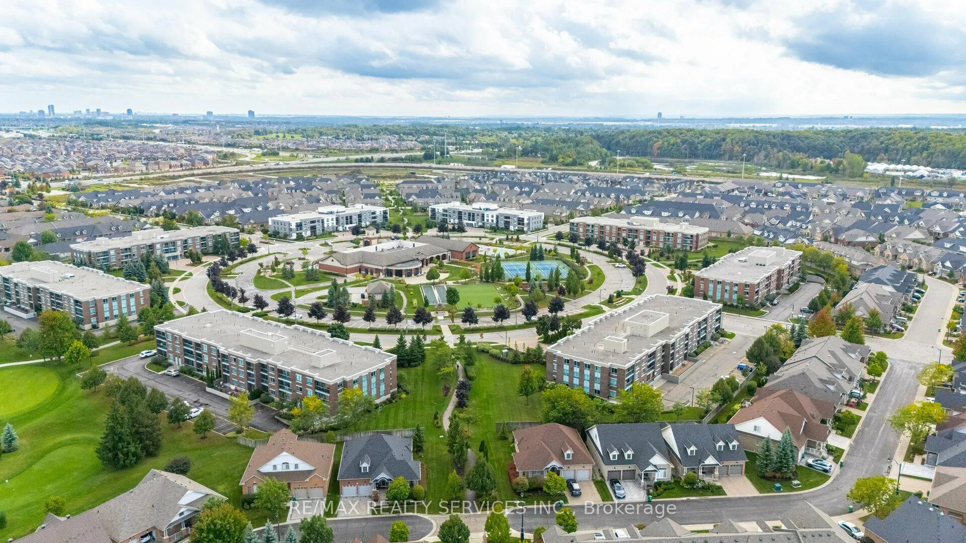 Photo 33 of 17 Lacorra Way, Brampton, Sandringham-Wellington — HOMEH