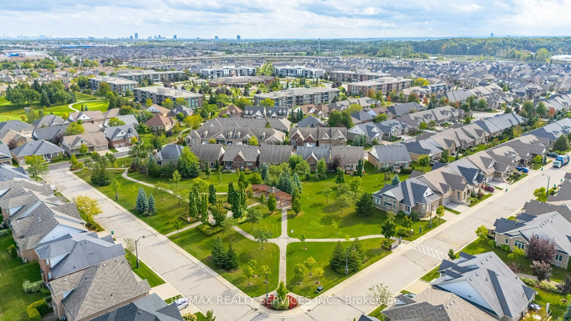 Photo 34 of 17 Lacorra Way, Brampton, Sandringham-Wellington — HOMEH