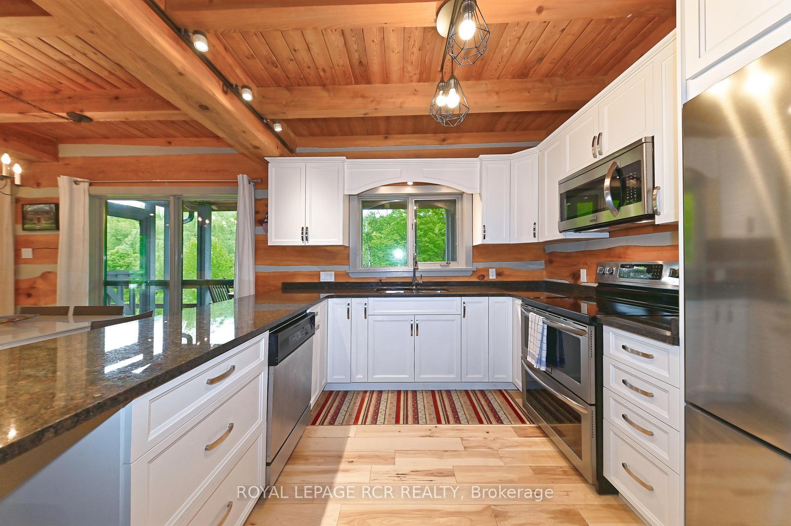 Photo 9 of 8391 County 9 Road, Clearview, Rural Clearview — HOMEH
