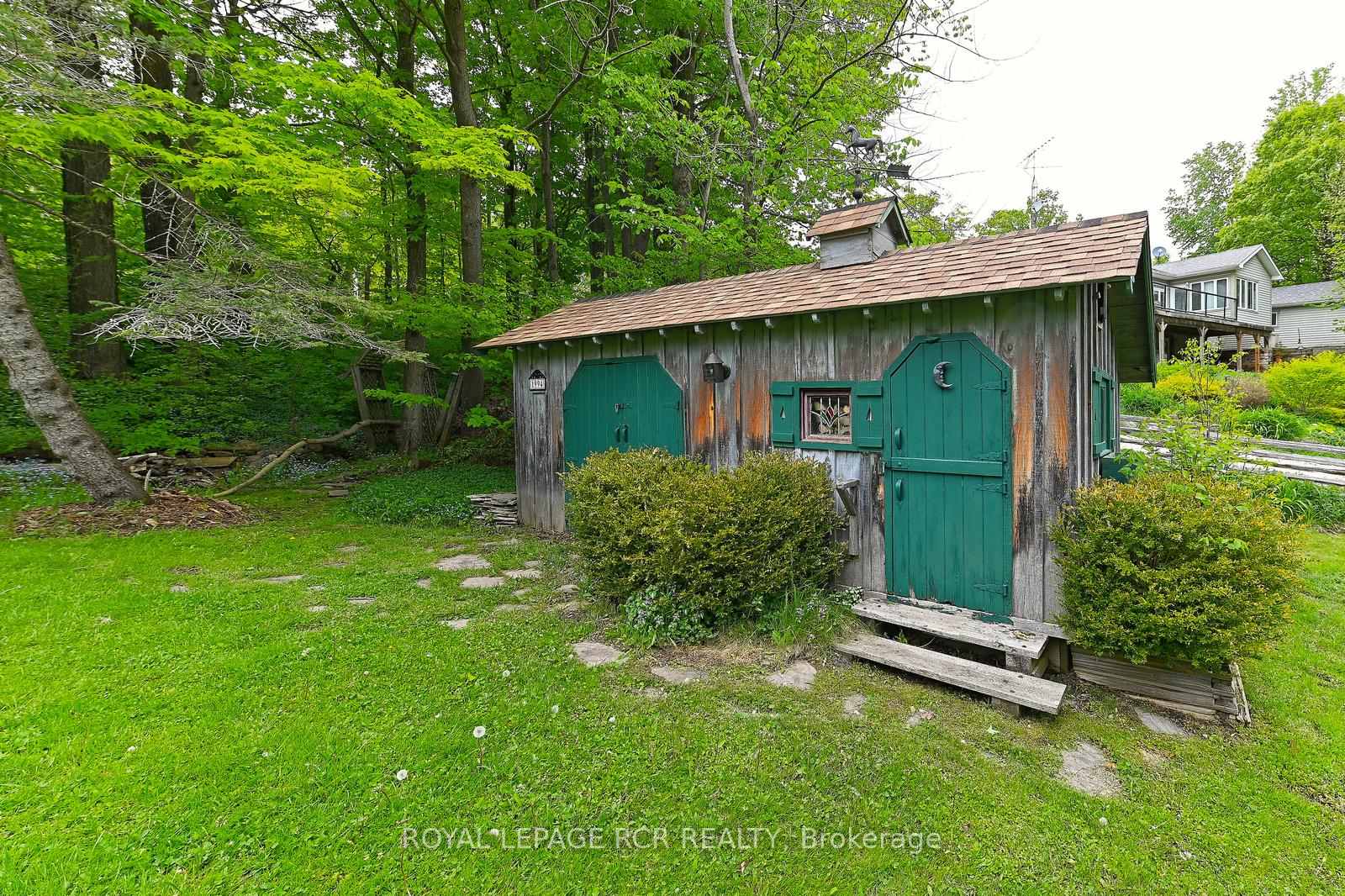 Photo 31 of 8391 County 9 Road, Clearview, Rural Clearview — HOMEH