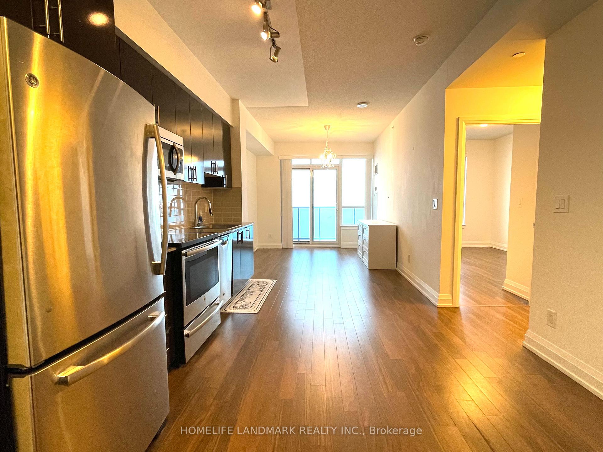 Photo 9 of Unit 2322, 7161 Yonge Street, Markham, Grandview — HOMEH