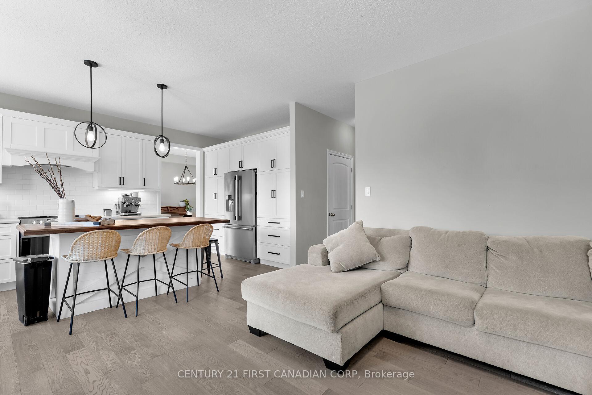 Photo 15 of 114 Old Field Lane, Central Elgin, Rural Central Elgin — HOMEH