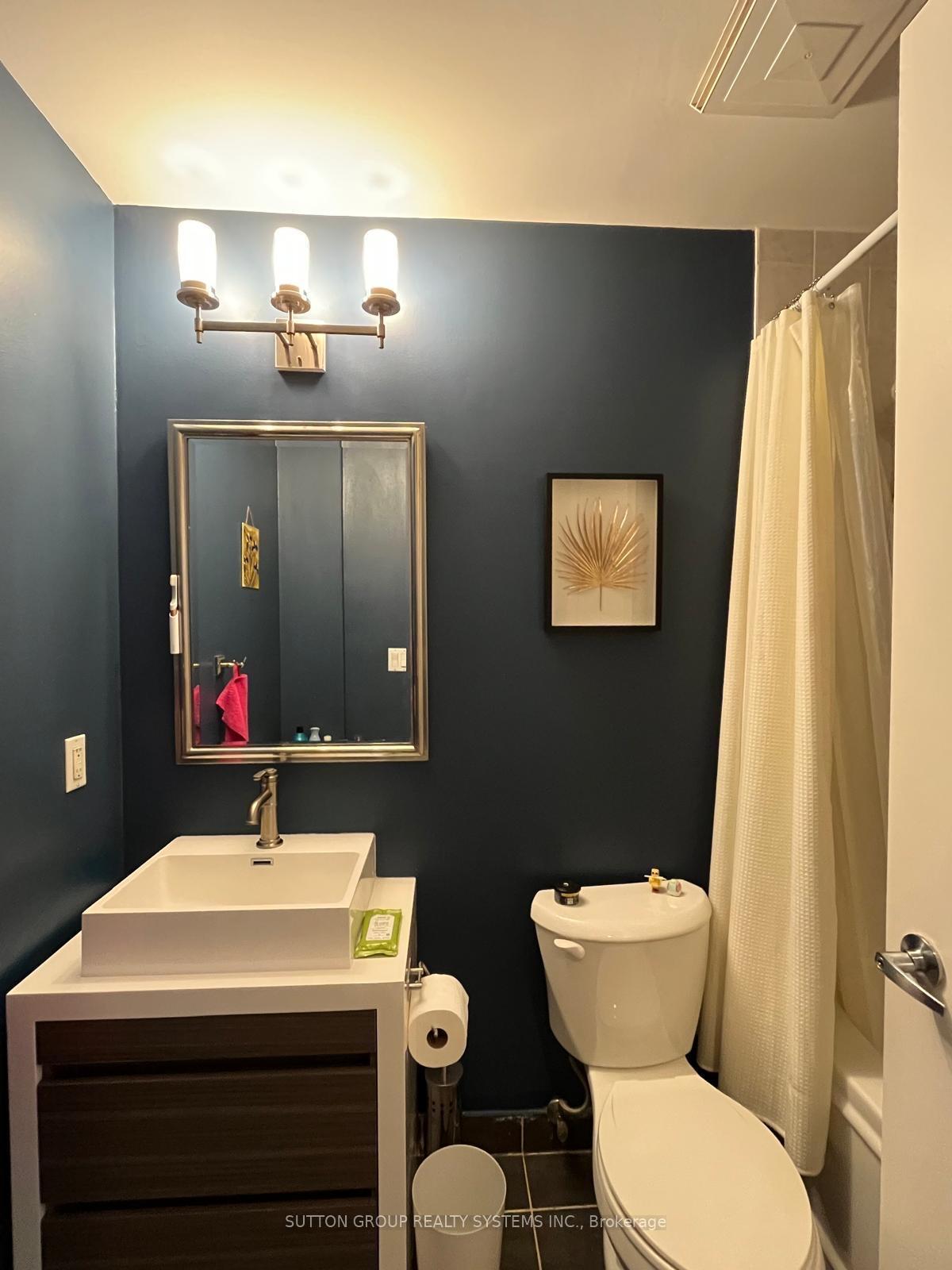 Photo 10 of Unit LPH07, 797 Don Mills Road, Toronto, Flemingdon Park — HOMEH