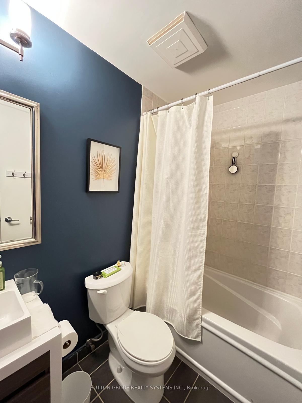 Photo 11 of Unit LPH07, 797 Don Mills Road, Toronto, Flemingdon Park — HOMEH