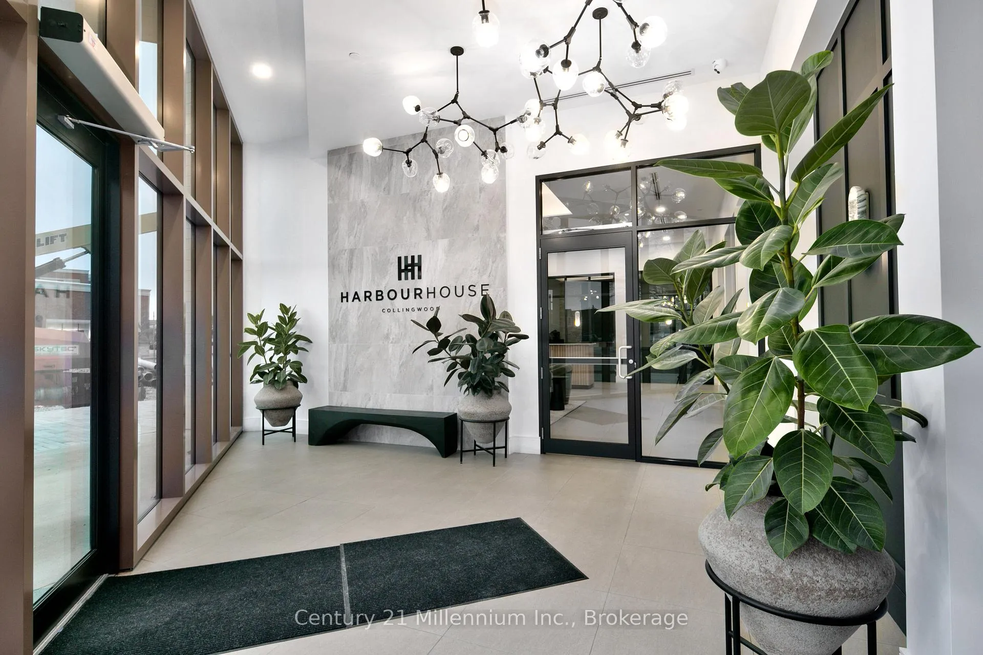Photo 5 of Unit 416, 31 Huron Street, Collingwood — HOMEH