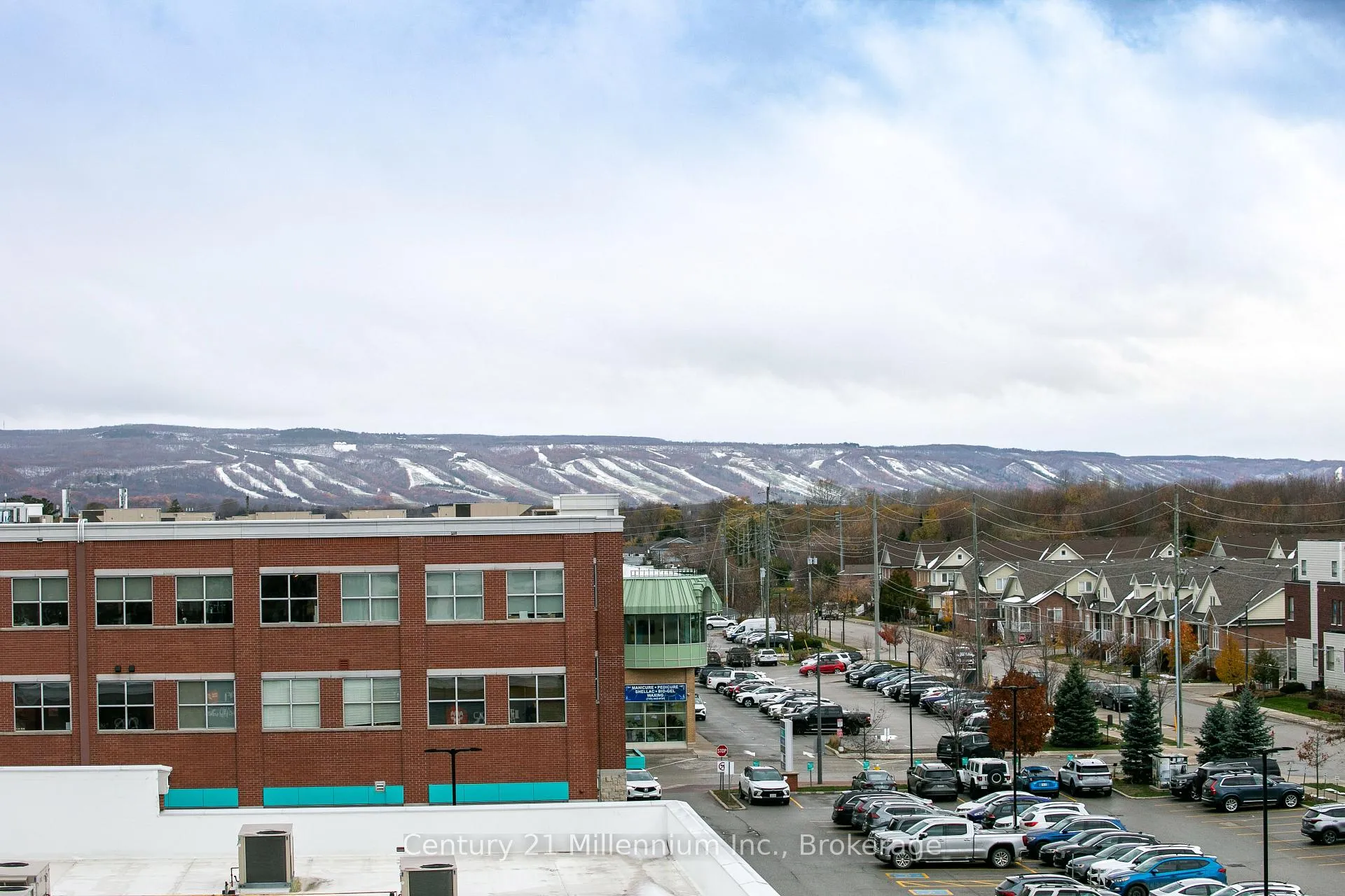 Photo 12 of Unit 416, 31 Huron Street, Collingwood — HOMEH