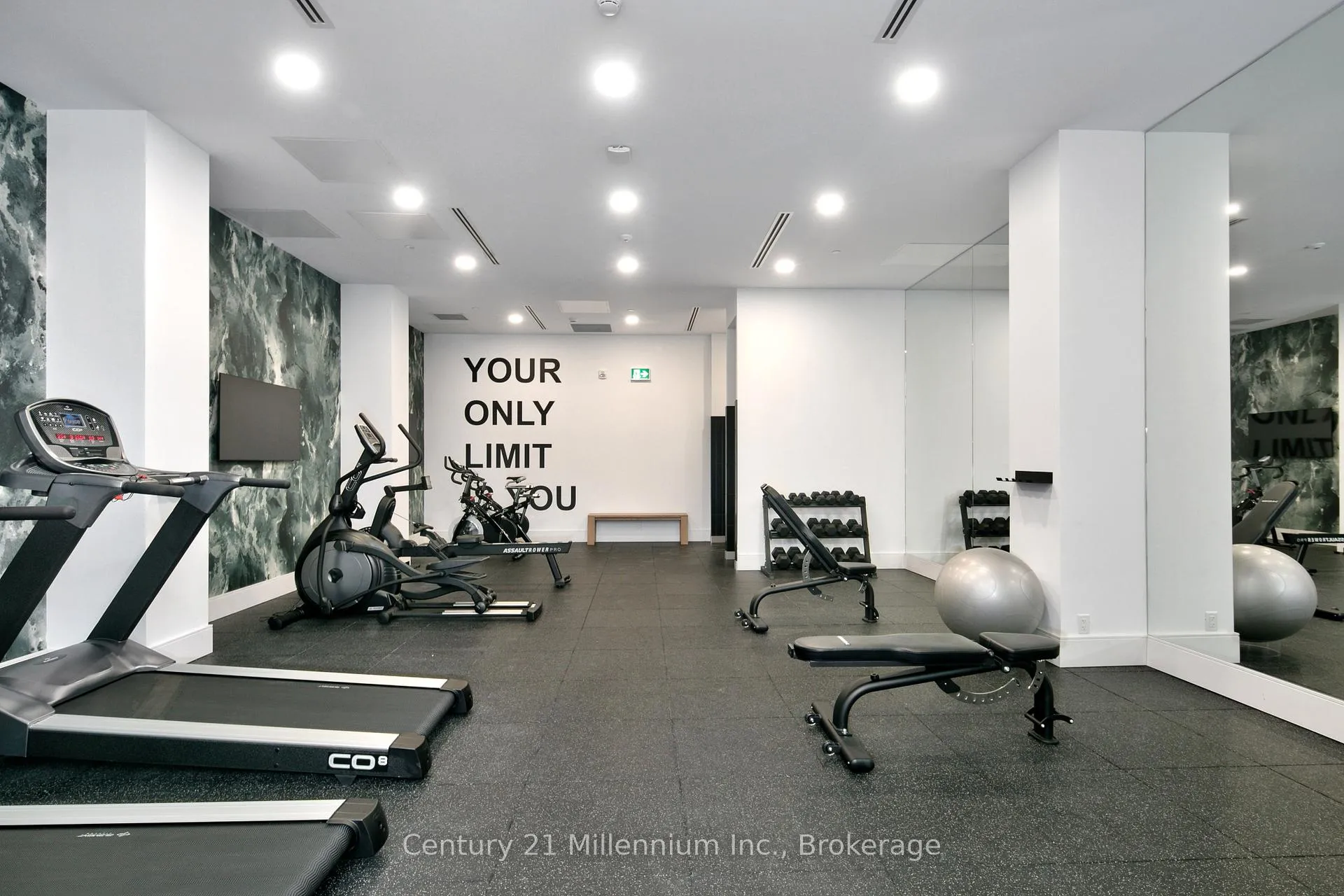 Photo 33 of Unit 416, 31 Huron Street, Collingwood — HOMEH