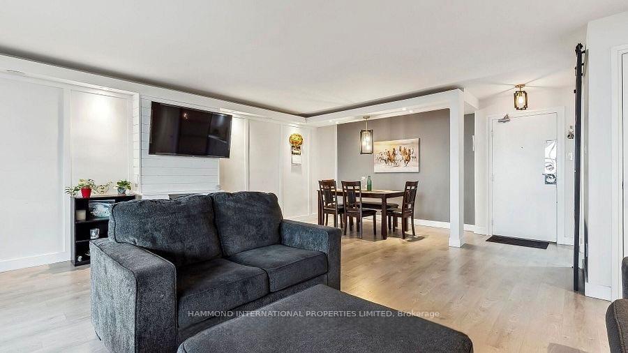 Photo 9 of Unit 804, 80 Inverlochy Boulevard, Markham, Royal Orchard — HOMEH