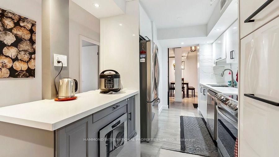 Photo 11 of Unit 804, 80 Inverlochy Boulevard, Markham, Royal Orchard — HOMEH