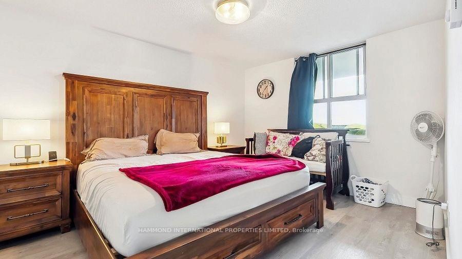 Photo 15 of Unit 804, 80 Inverlochy Boulevard, Markham, Royal Orchard — HOMEH