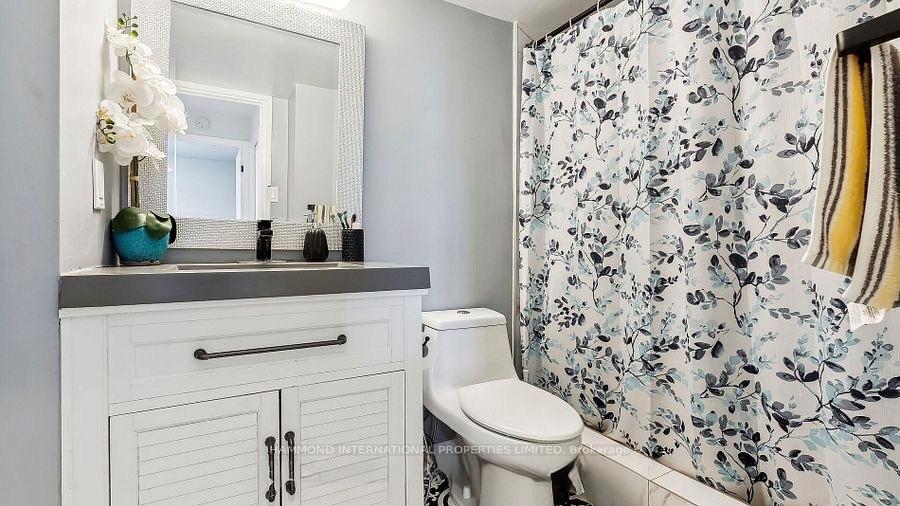 Photo 22 of Unit 804, 80 Inverlochy Boulevard, Markham, Royal Orchard — HOMEH