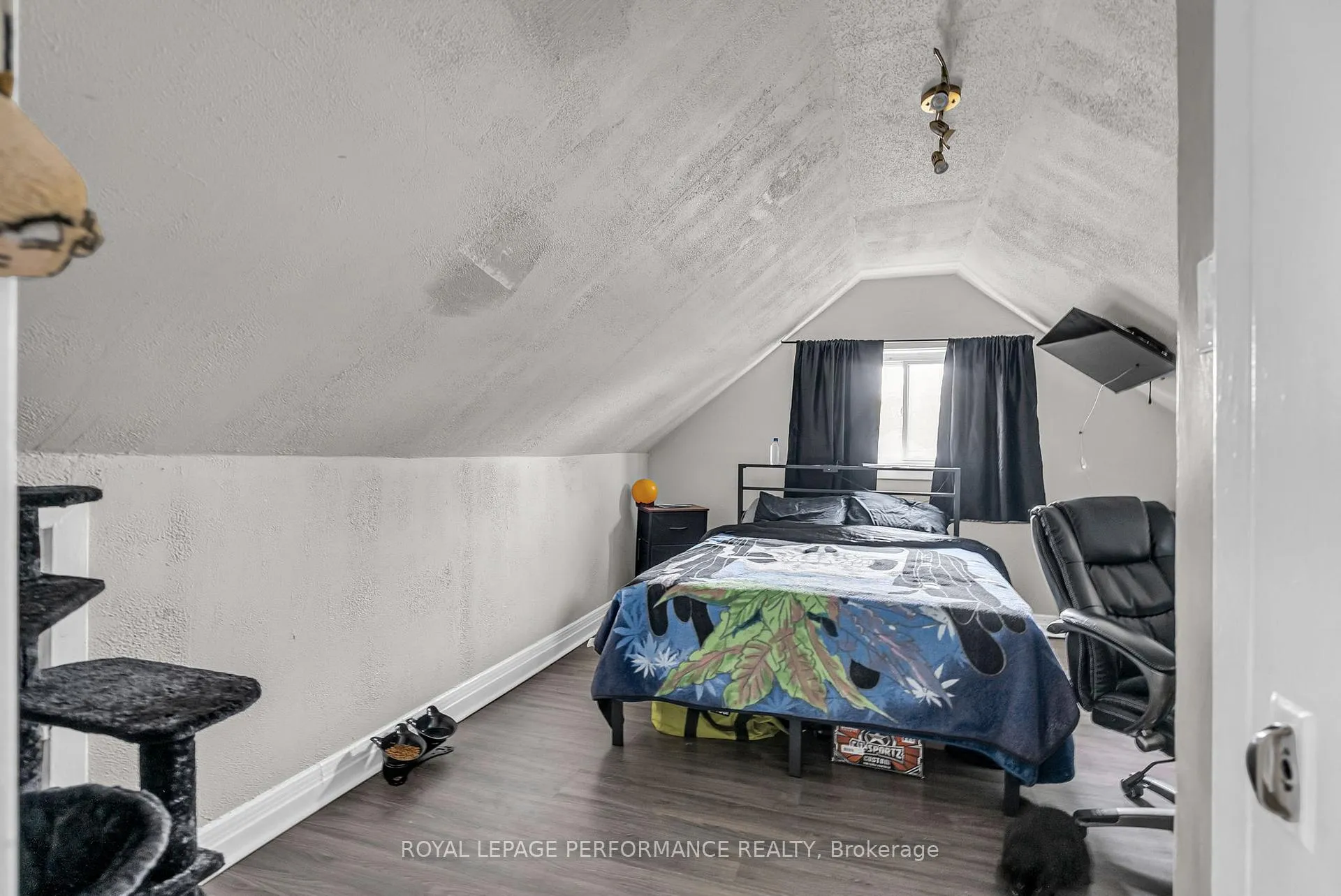 Photo 25 of 23 Lefebvre Avenue, Cornwall — HOMEH