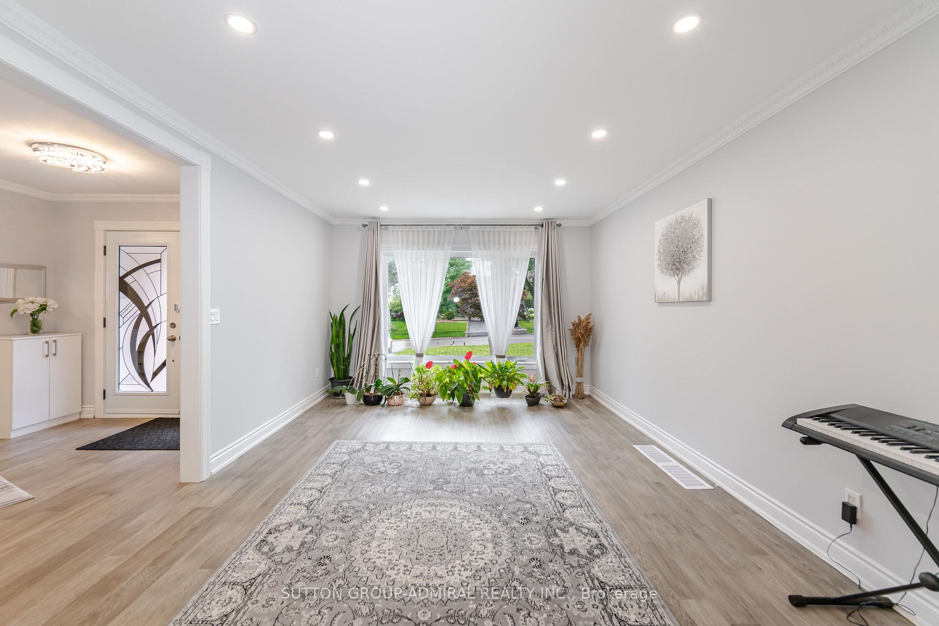 Photo 7 of 57 Haskell Crescent, Aurora, Aurora Highlands — HOMEH
