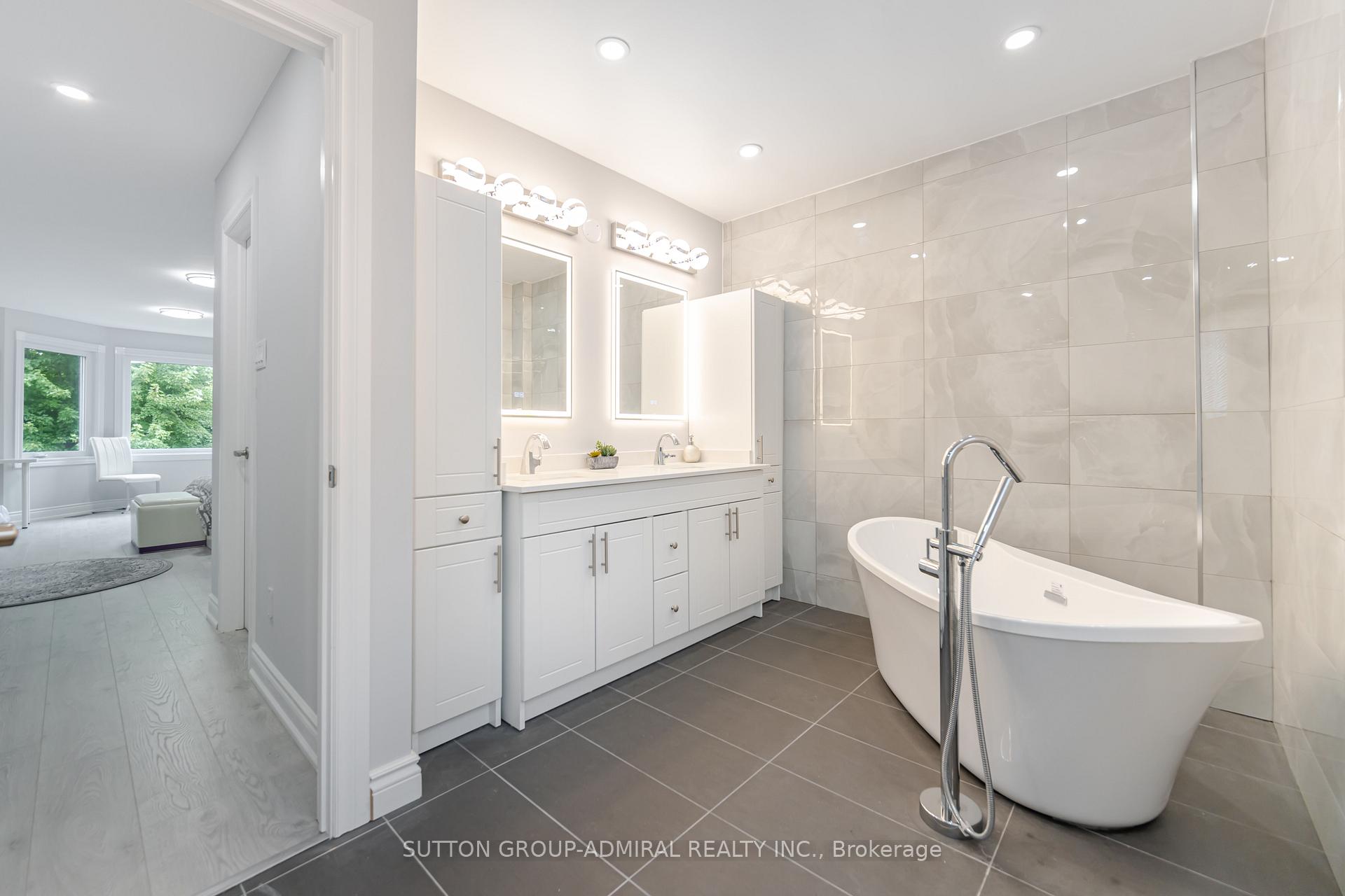Photo 25 of 57 Haskell Crescent, Aurora, Aurora Highlands — HOMEH