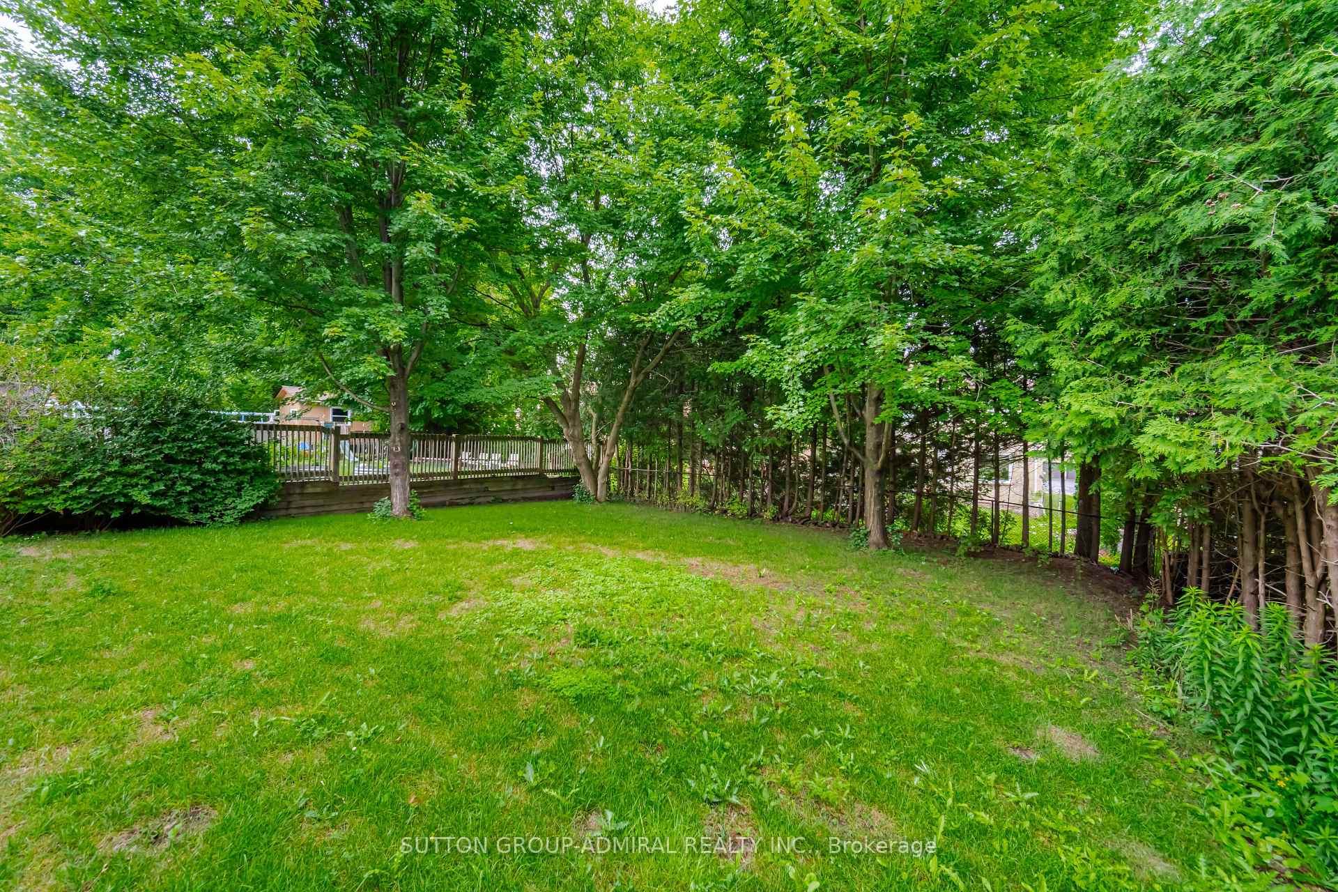 Photo 39 of 57 Haskell Crescent, Aurora, Aurora Highlands — HOMEH
