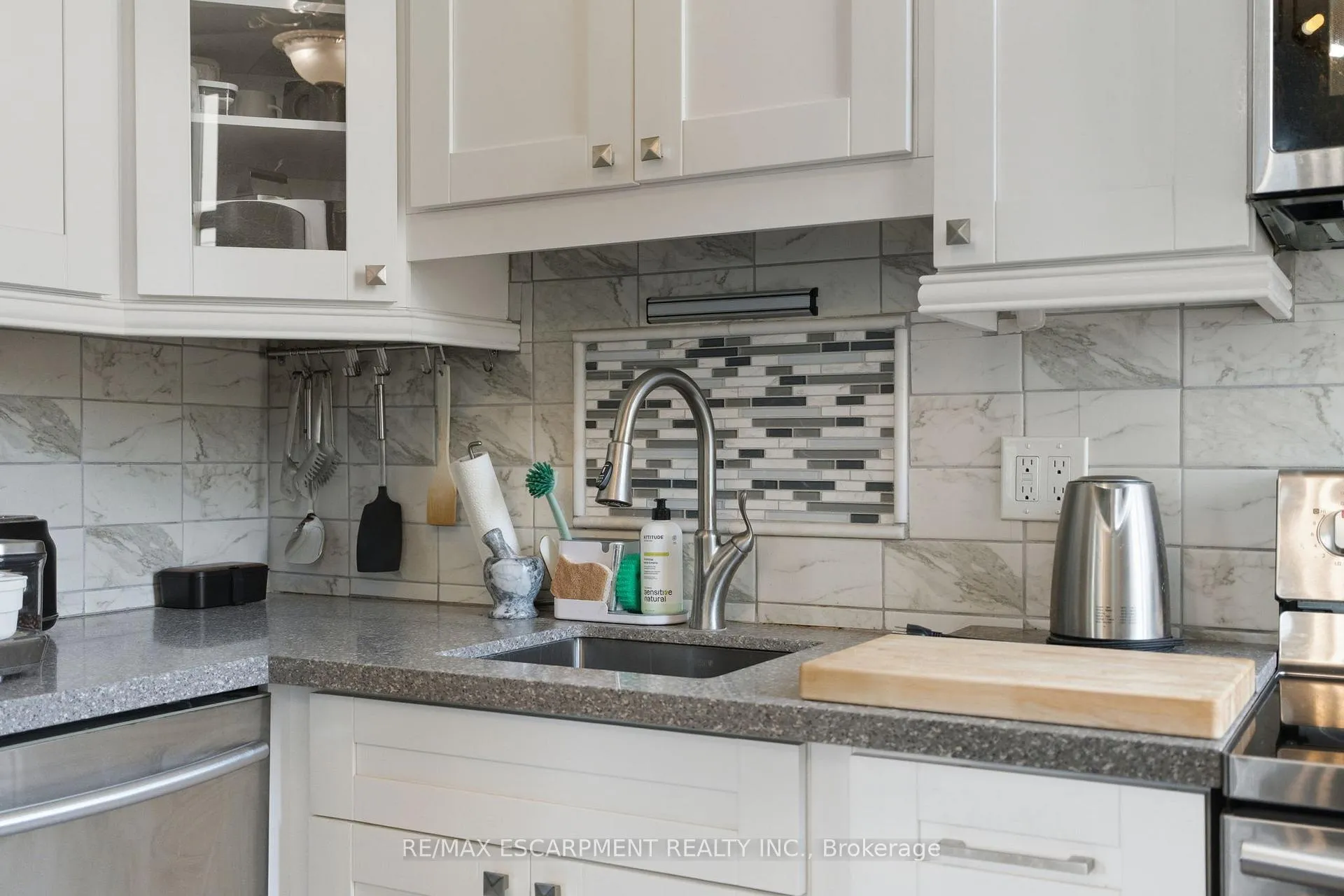 Photo 17 of Unit 1006, 36 James Street S, Hamilton, Central — HOMEH