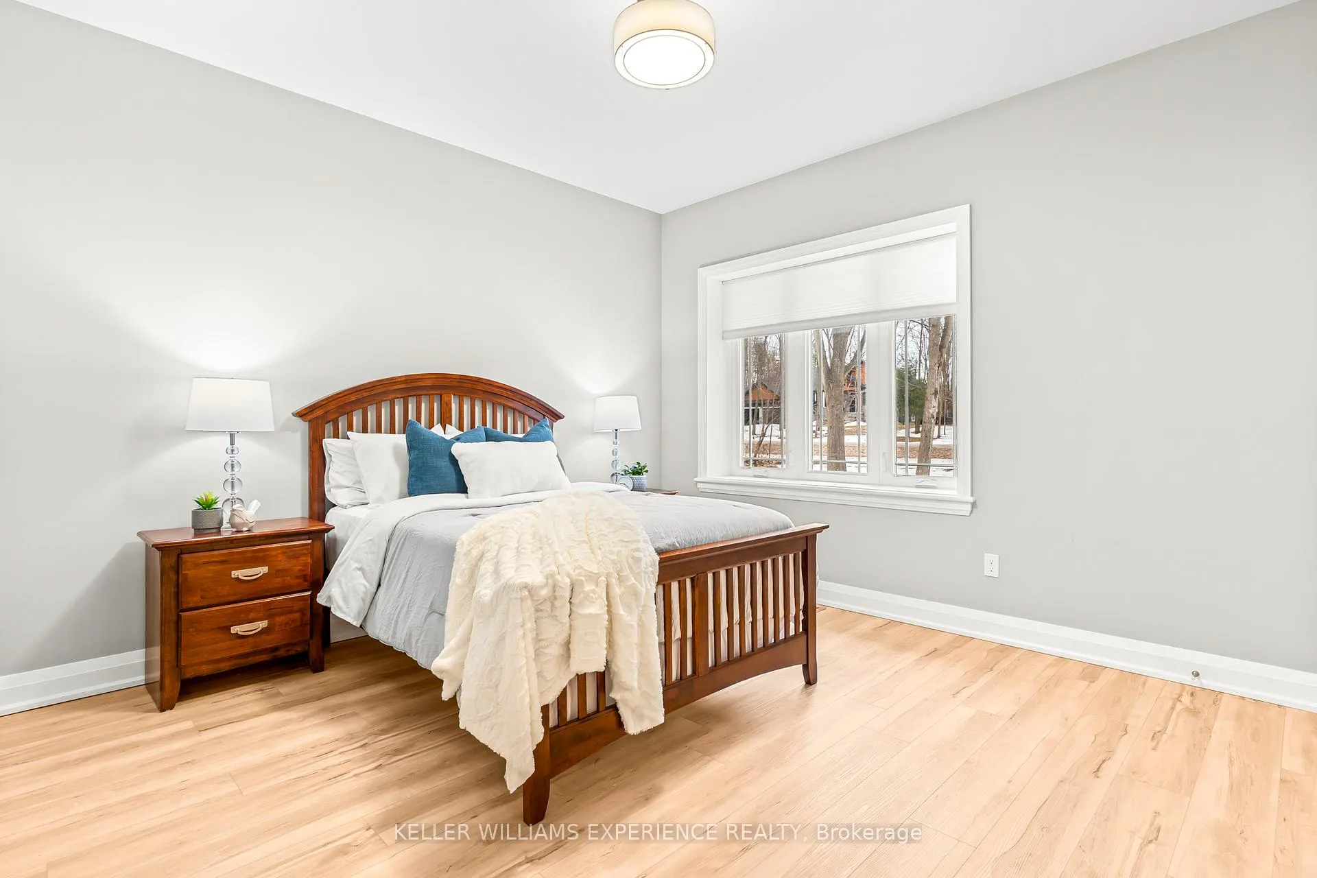 Photo 22 of 34 Windermere Circle, Tay, Rural Tay — HOMEH