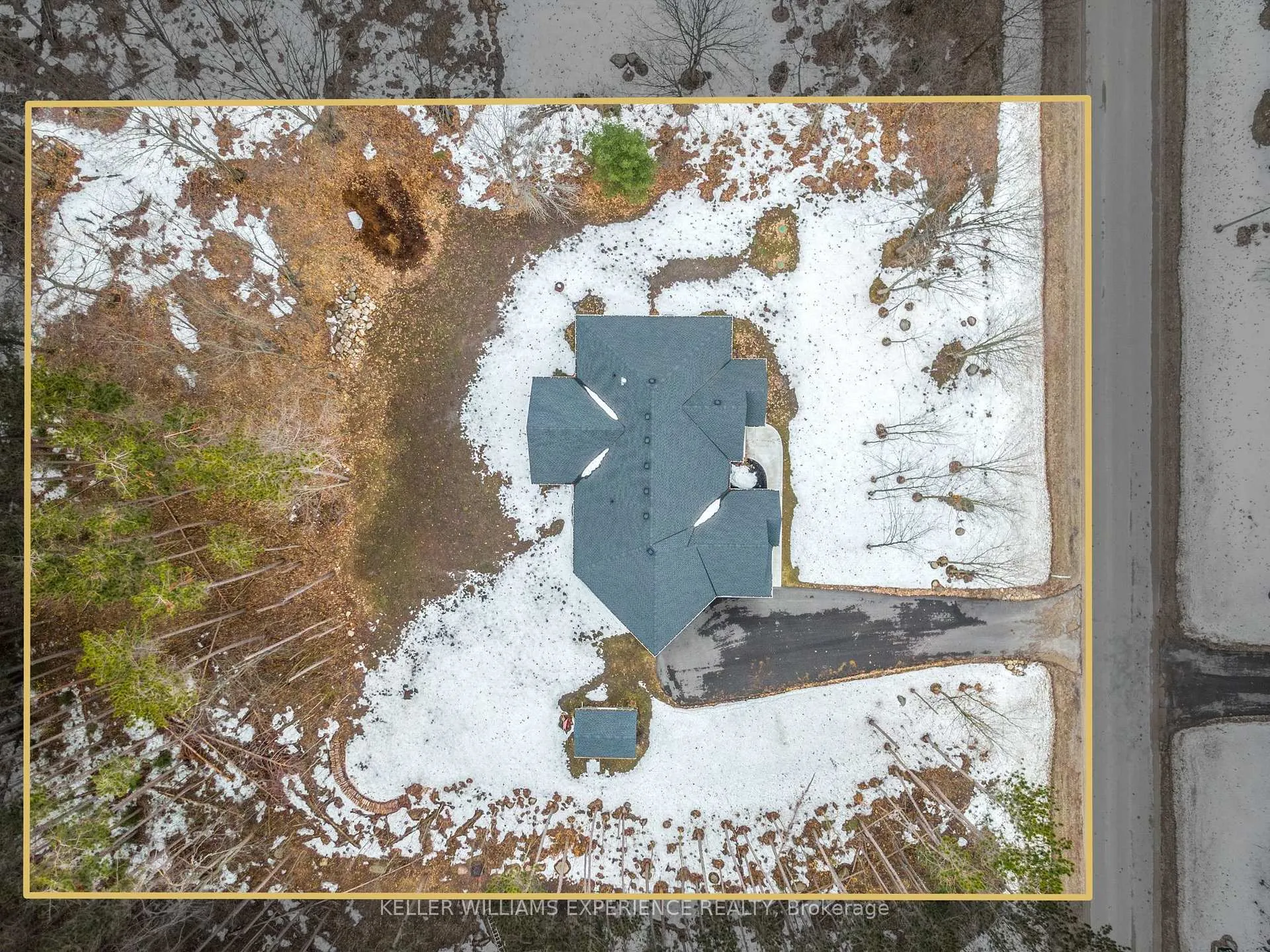 Photo 43 of 34 Windermere Circle, Tay, Rural Tay — HOMEH