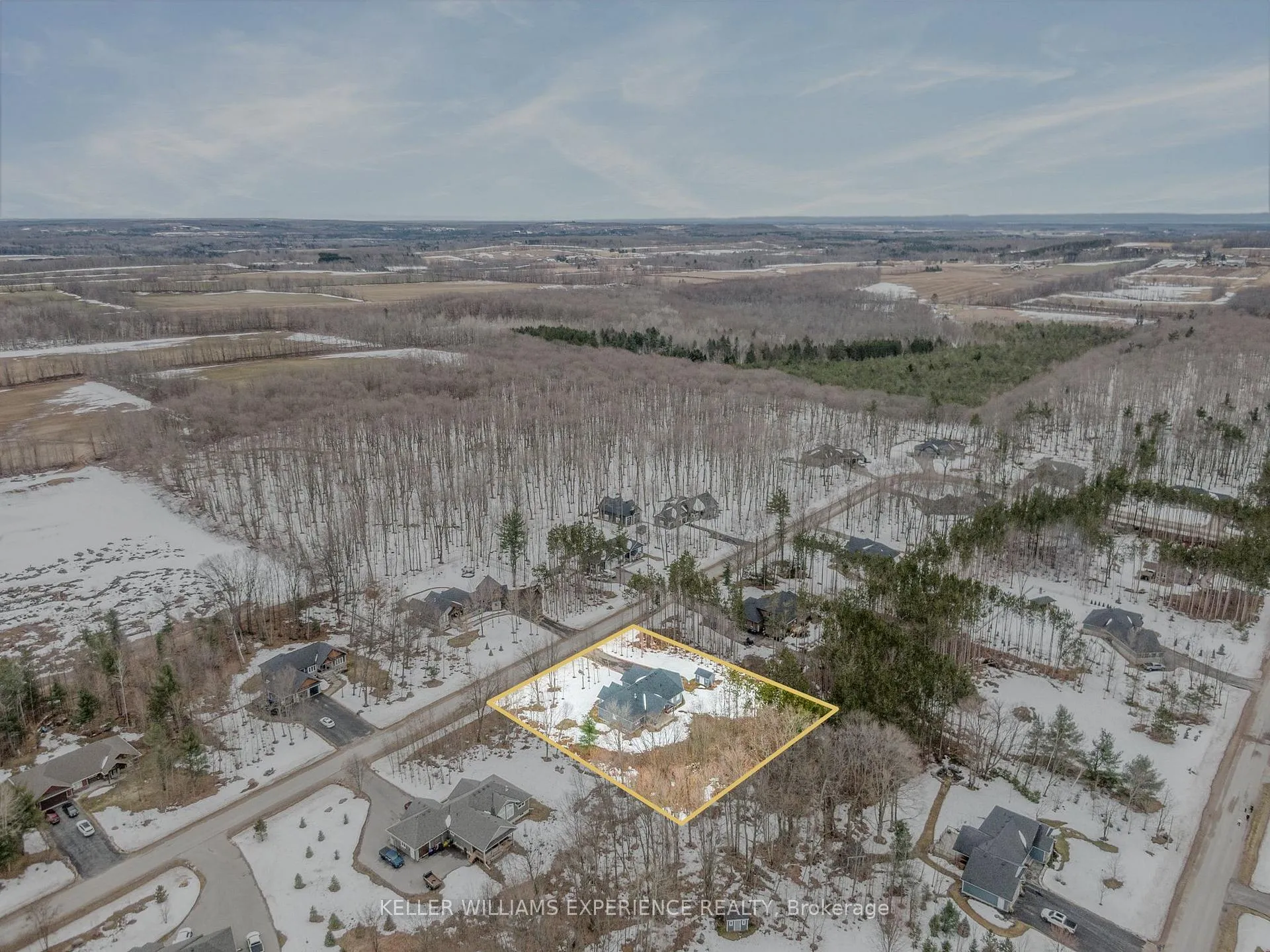 Photo 44 of 34 Windermere Circle, Tay, Rural Tay — HOMEH