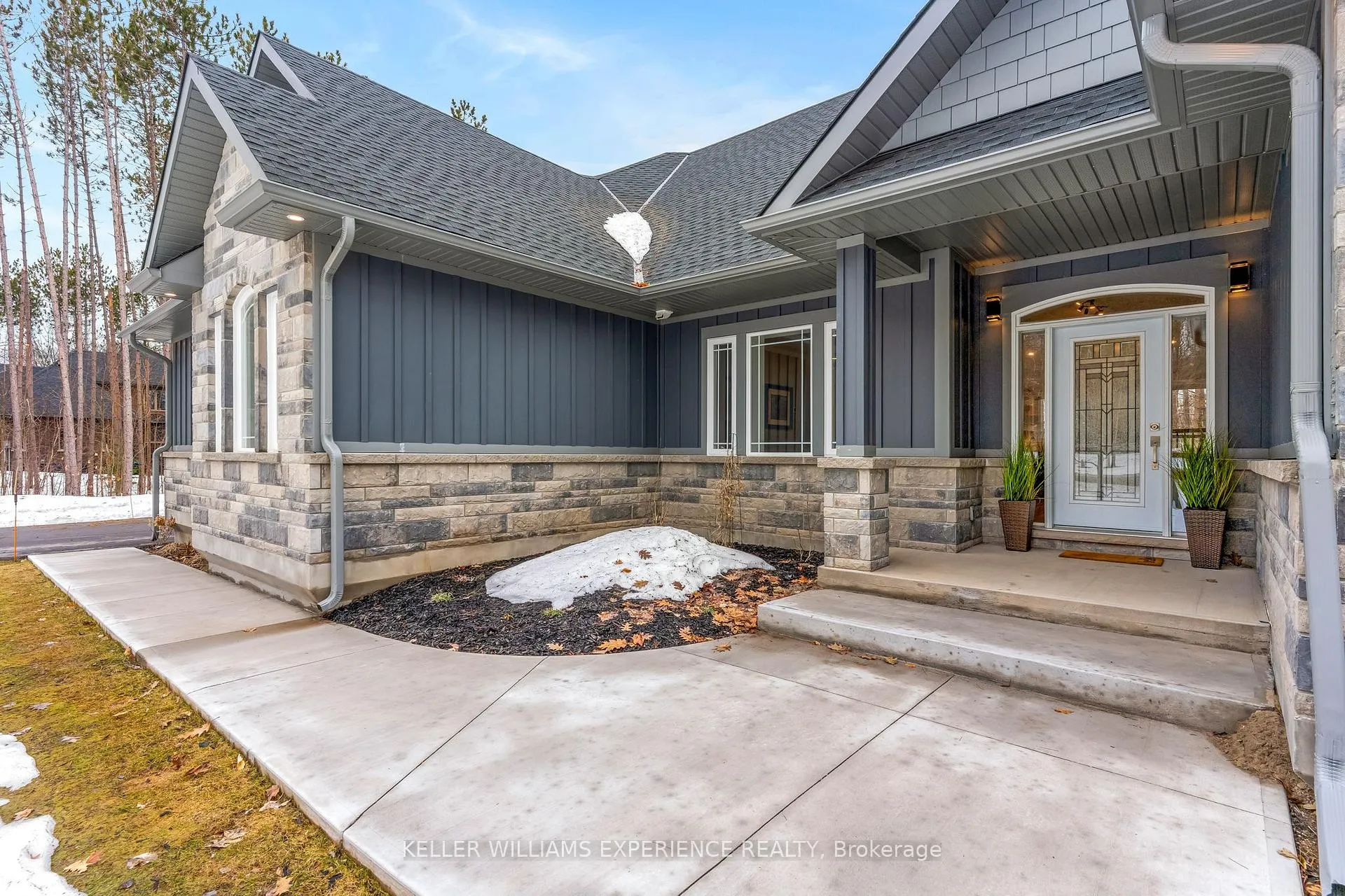 Photo 46 of 34 Windermere Circle, Tay, Rural Tay — HOMEH