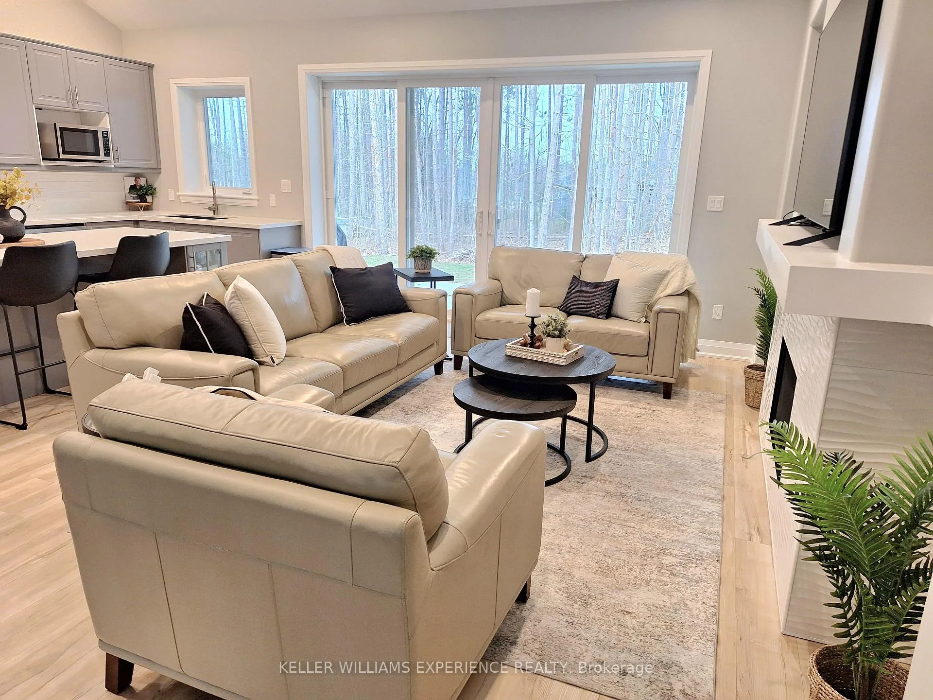 Photo 48 of 34 Windermere Circle, Tay, Rural Tay — HOMEH