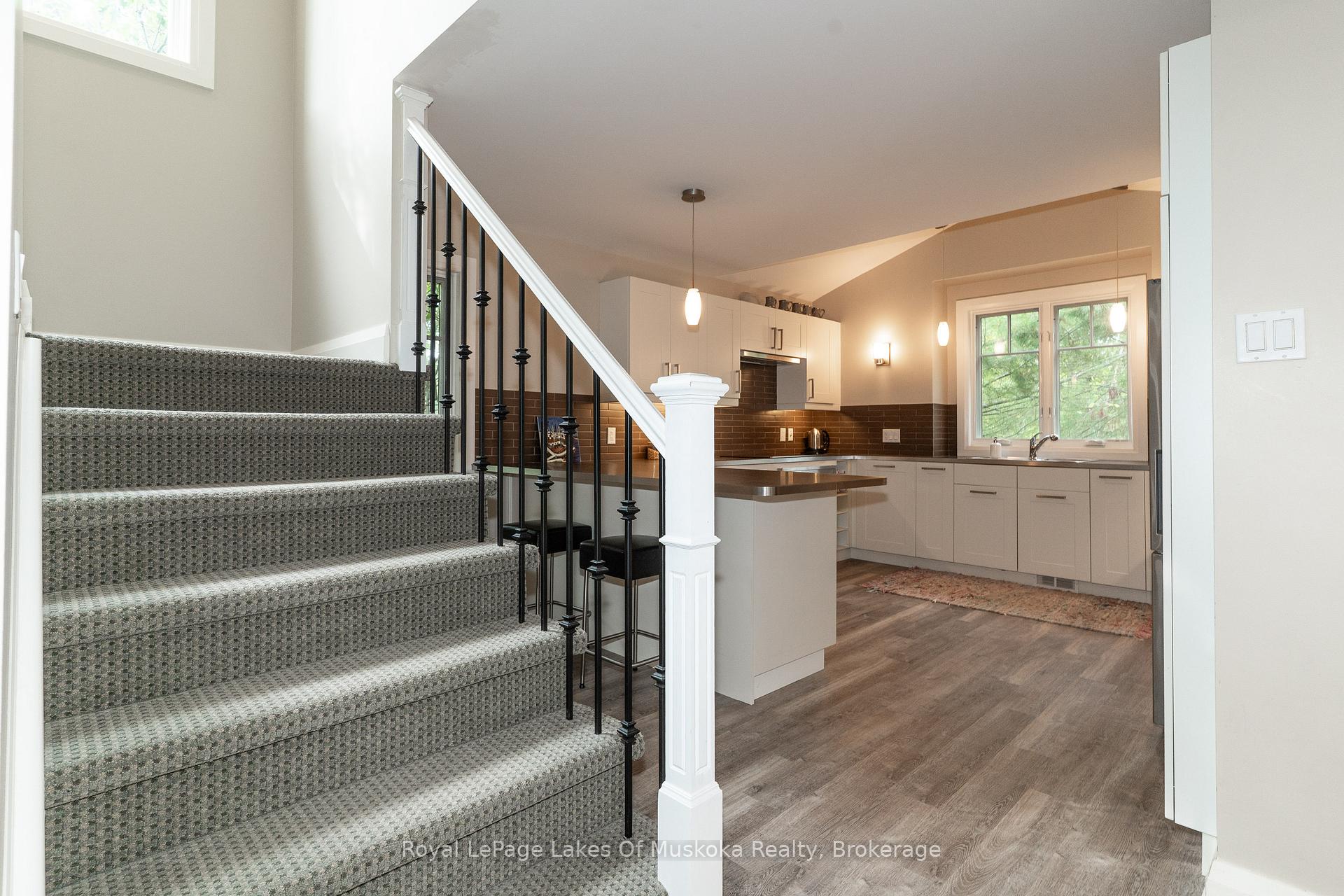 Photo 14 of 210&230 Revell Street, Gravenhurst, Muskoka (S) — HOMEH