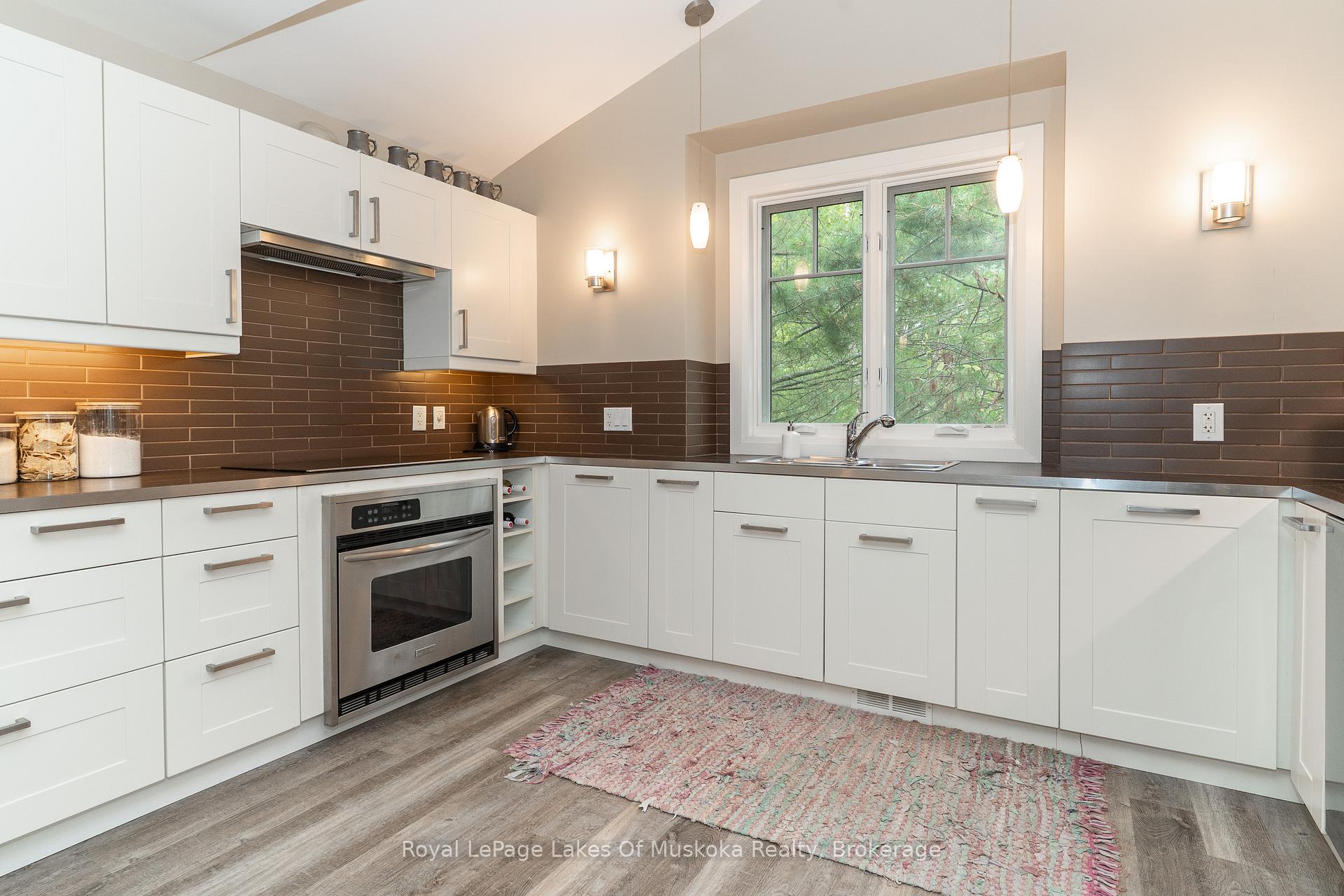 Photo 17 of 210&230 Revell Street, Gravenhurst, Muskoka (S) — HOMEH