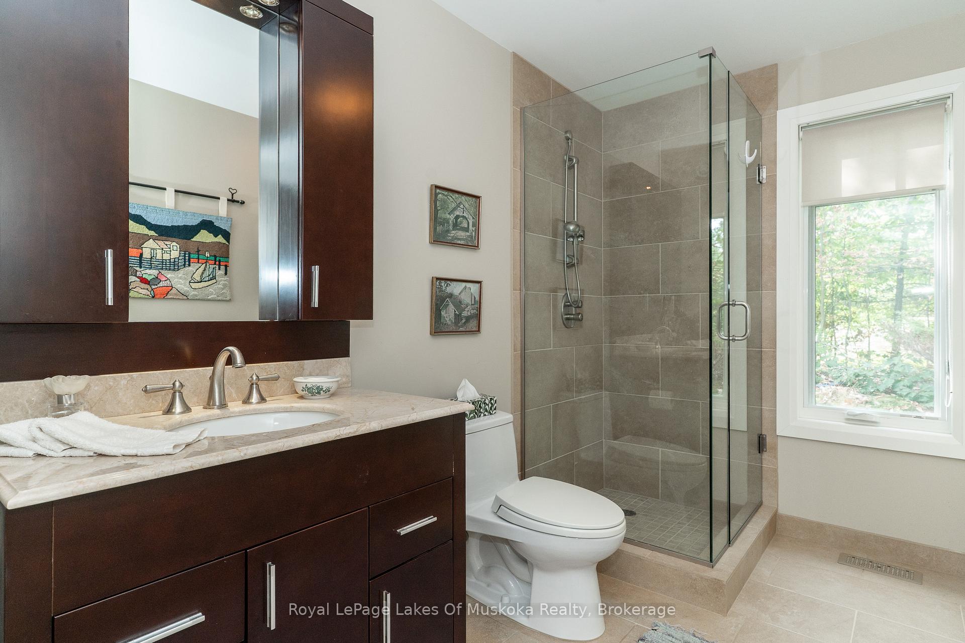 Photo 19 of 210&230 Revell Street, Gravenhurst, Muskoka (S) — HOMEH