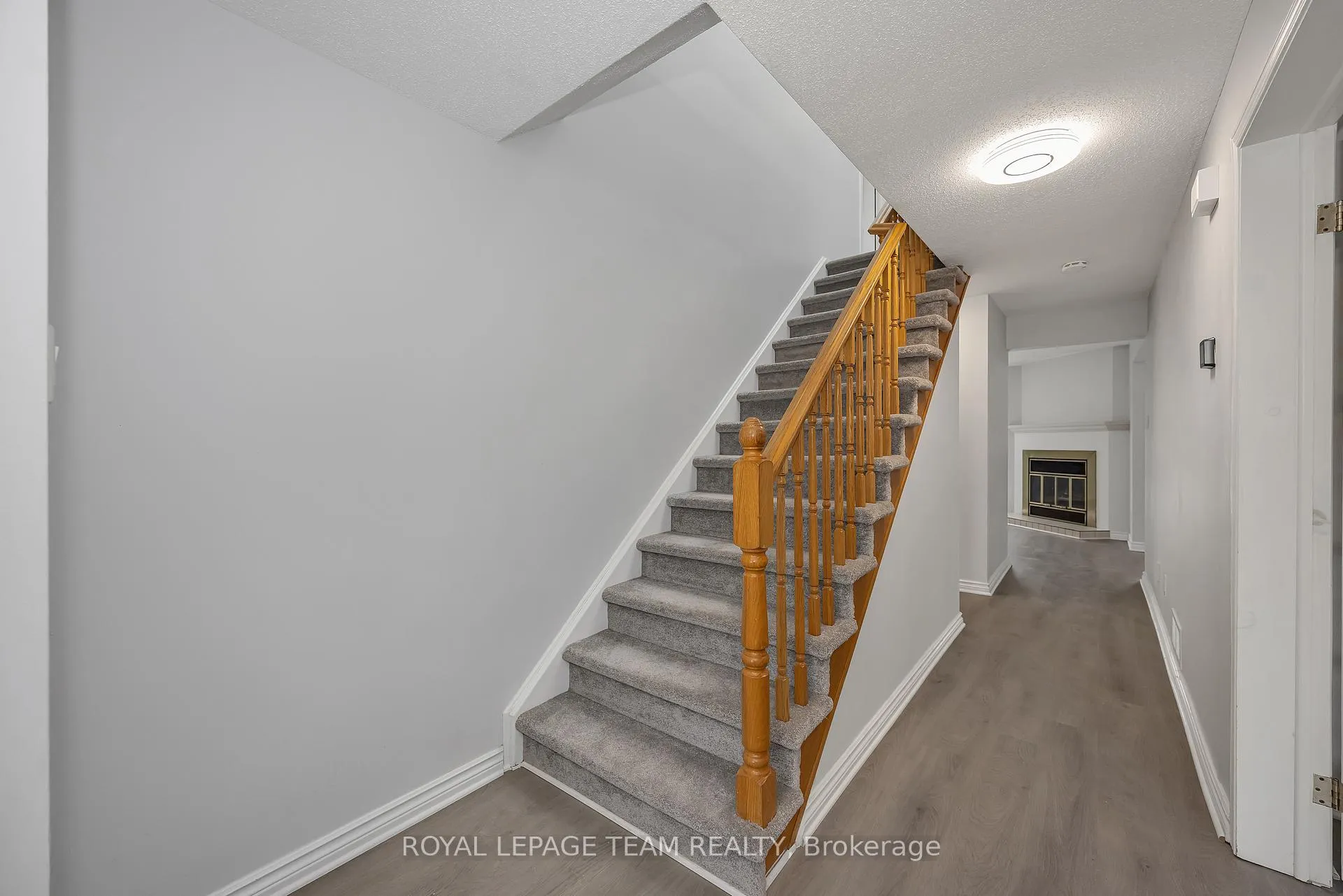 Photo 15 of 69 Pinetrail Crescent, Ottawa, Centrepointe — HOMEH