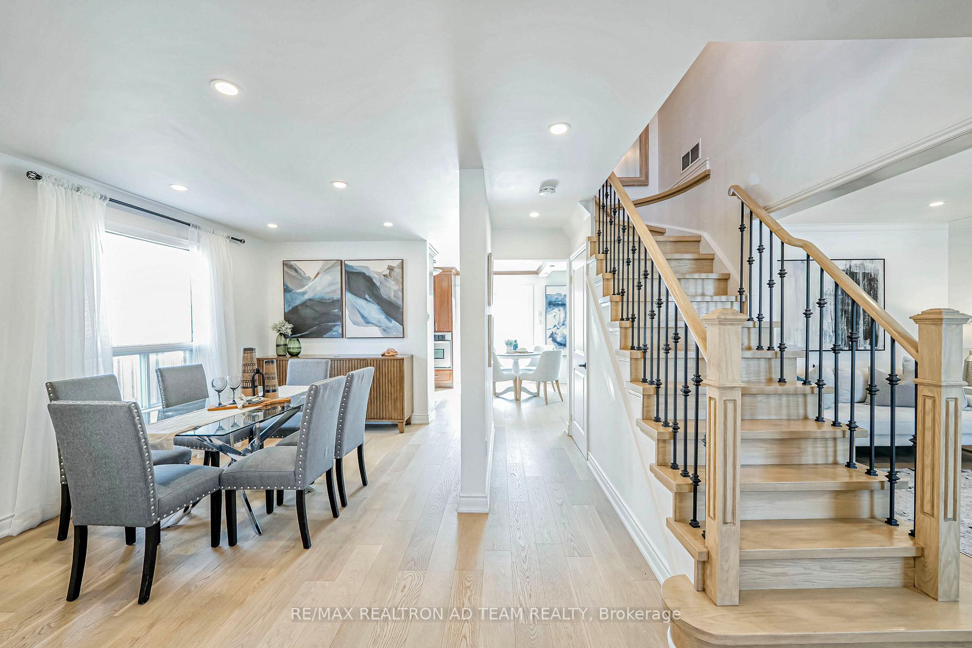 Photo 5 of 127 Large Crescent, Ajax, Central West — HOMEH
