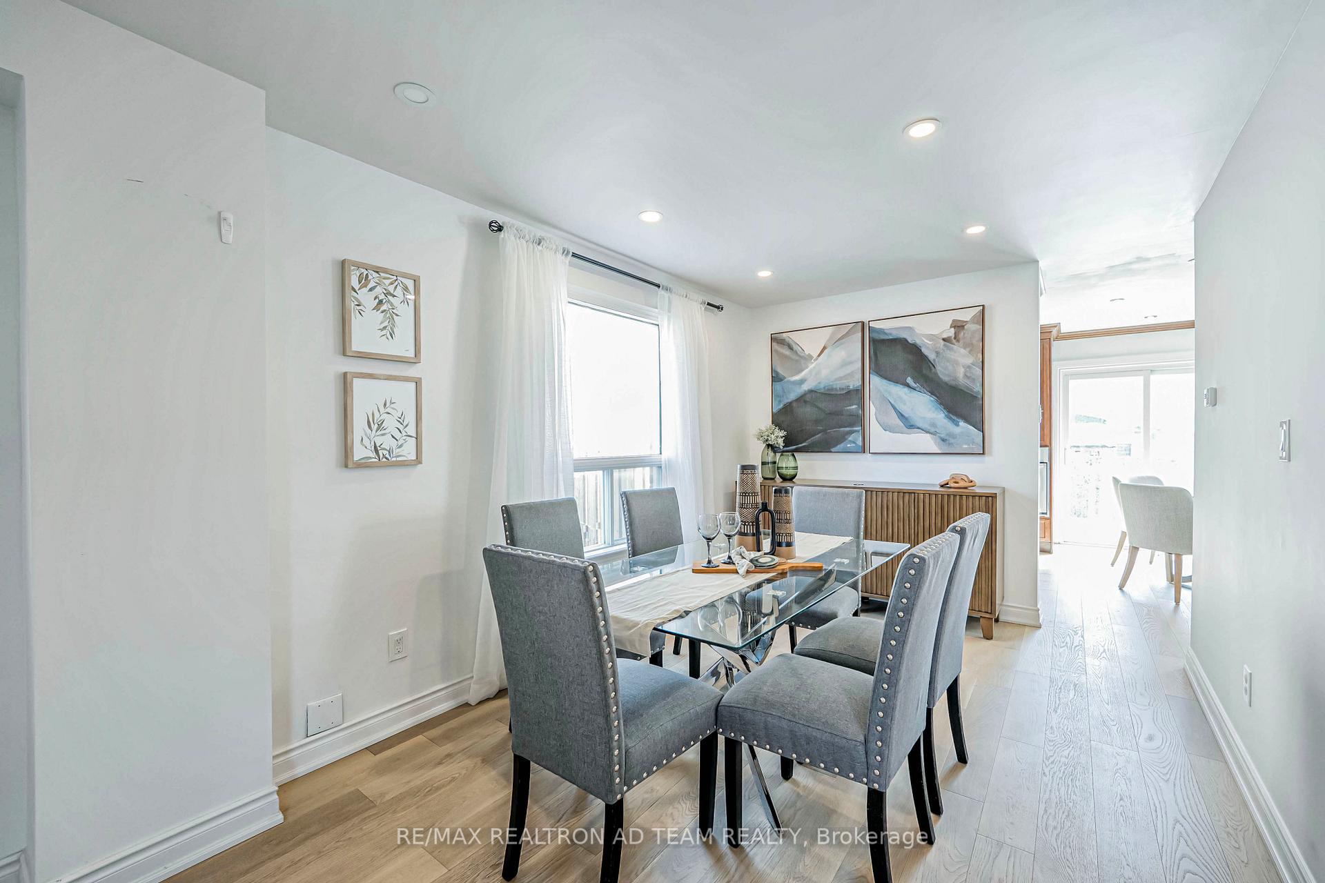 Photo 8 of 127 Large Crescent, Ajax, Central West — HOMEH