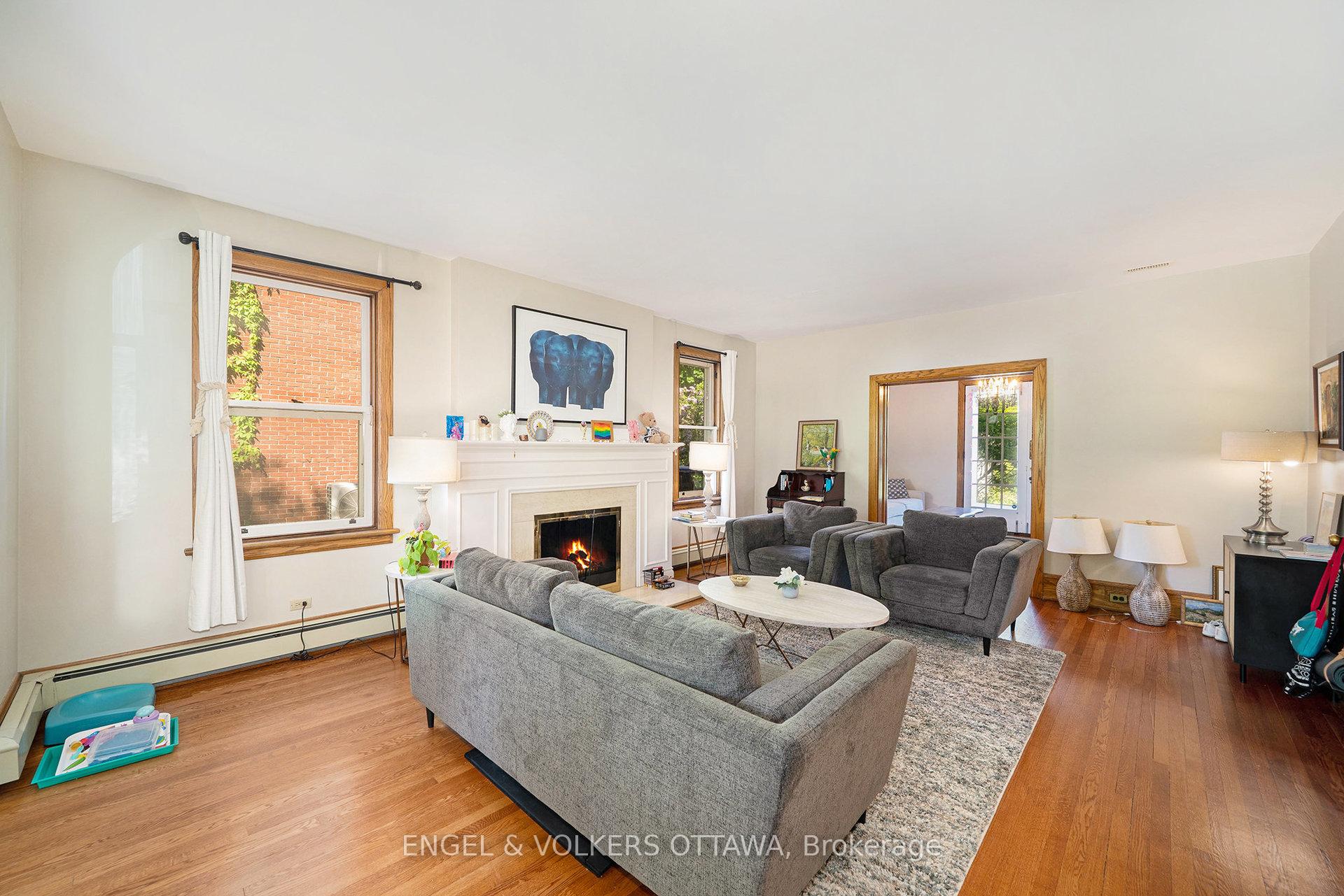 Photo 8 of 17 Linden Terrace, Ottawa, Glebe — HOMEH
